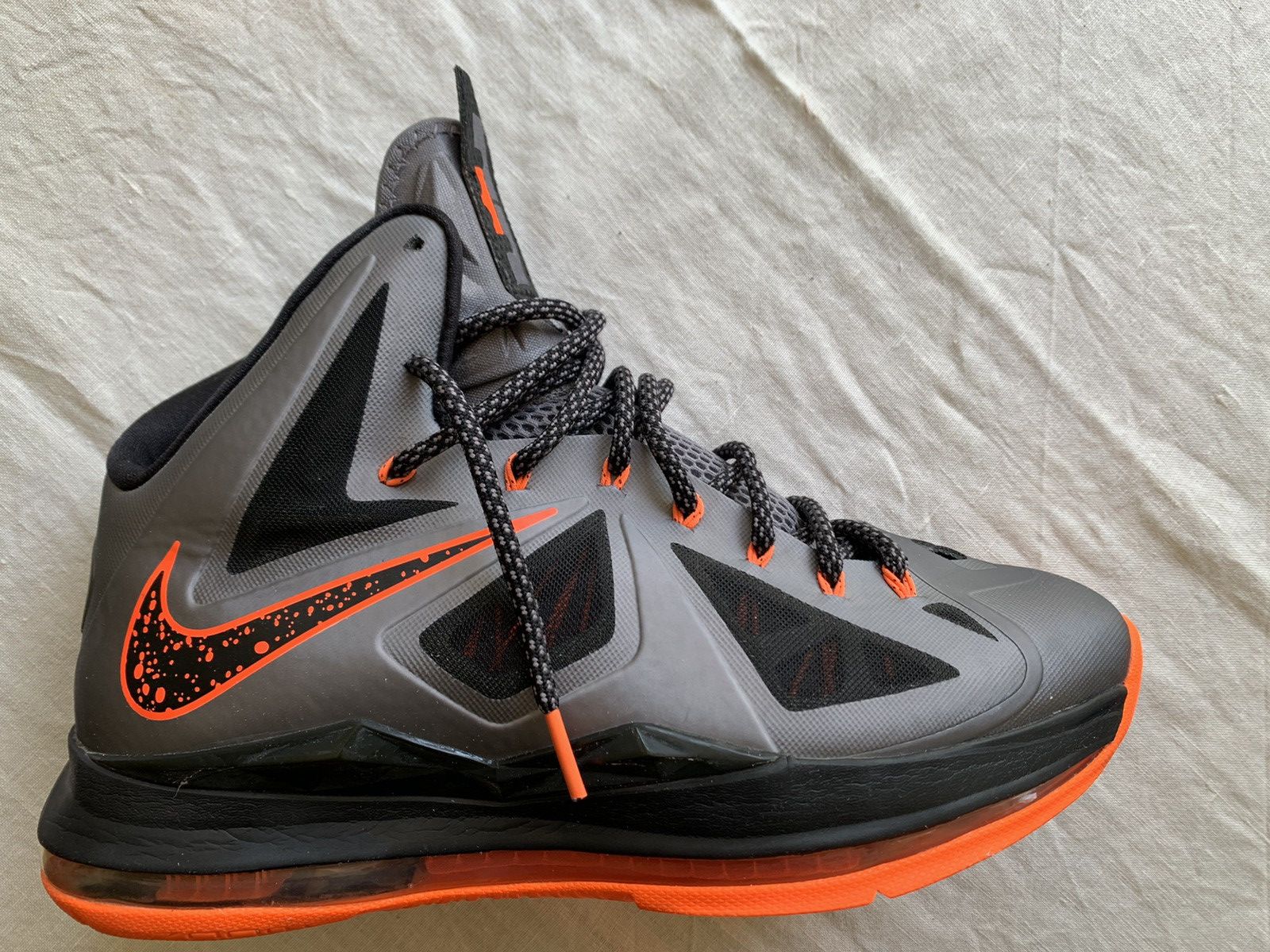 Nike Nike Lebron X ‘Lava’ Size US 10.5 / EU 43-44 - 1 Thumbnail