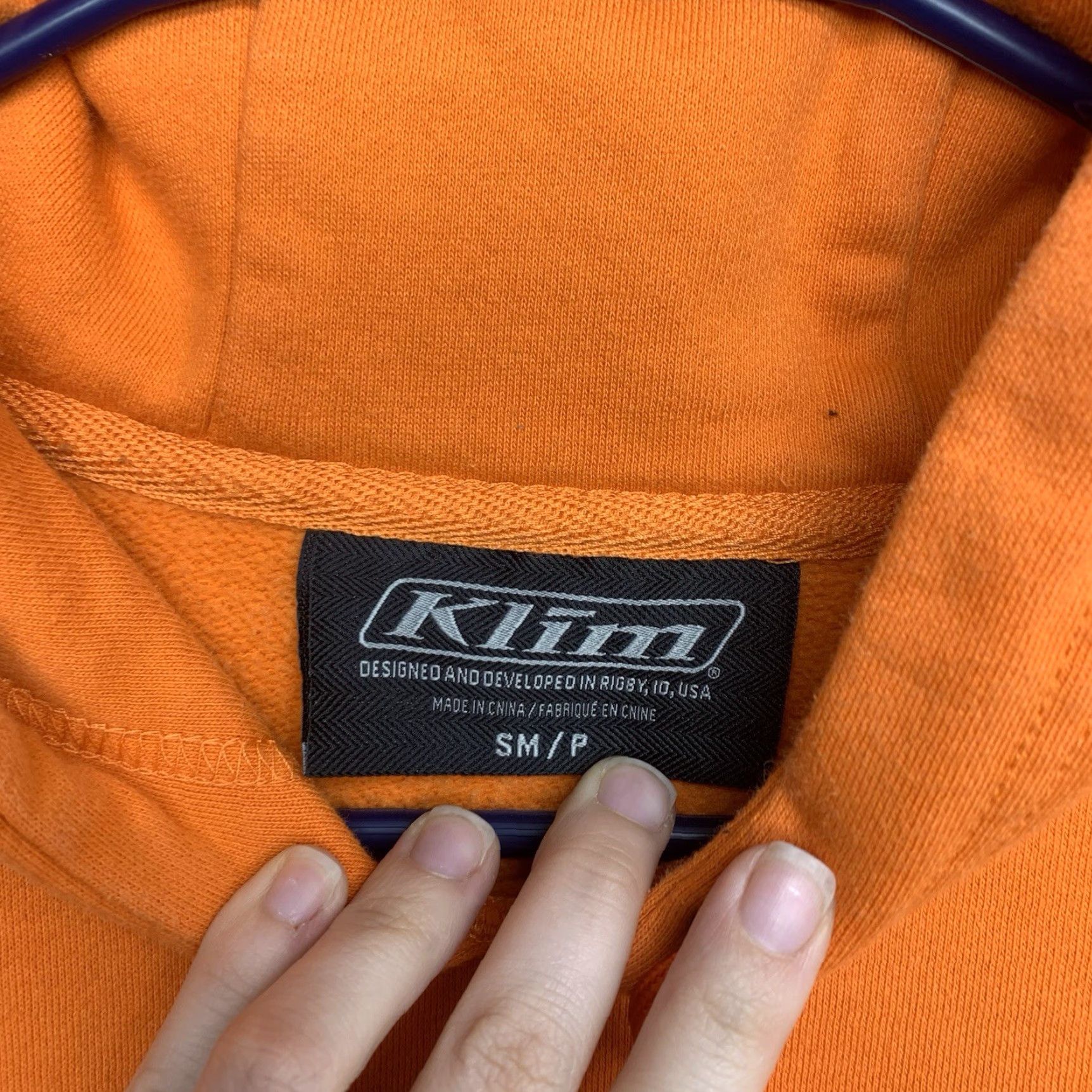 Vintage VINTAGE KLIM Hoodie Womens Small Orange Fleece Pullover Activewear Outdoor Graphic Print Size S / US 4 / IT 40 - 6 Thumbnail