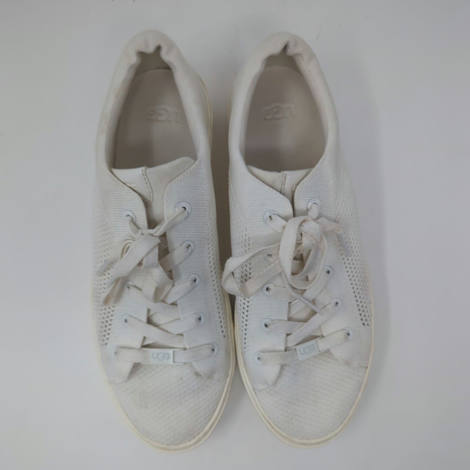 Ugg UGG Womens Zilo Knit White Casual Womens Size 10 Size US 10 / EU 43 - 4 Thumbnail