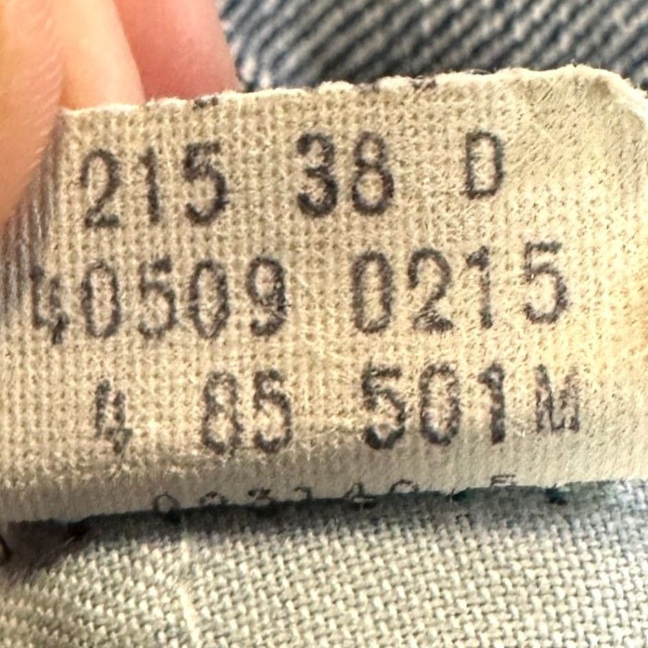 Levi's VINTAGE Levi's 40509 Jeans Straight Blue 1980s Made In USA Men 38x30 Orange Tab Denim Cotton Button Zip Regular Clothing Size US 38 / EU 54 - 3 Thumbnail