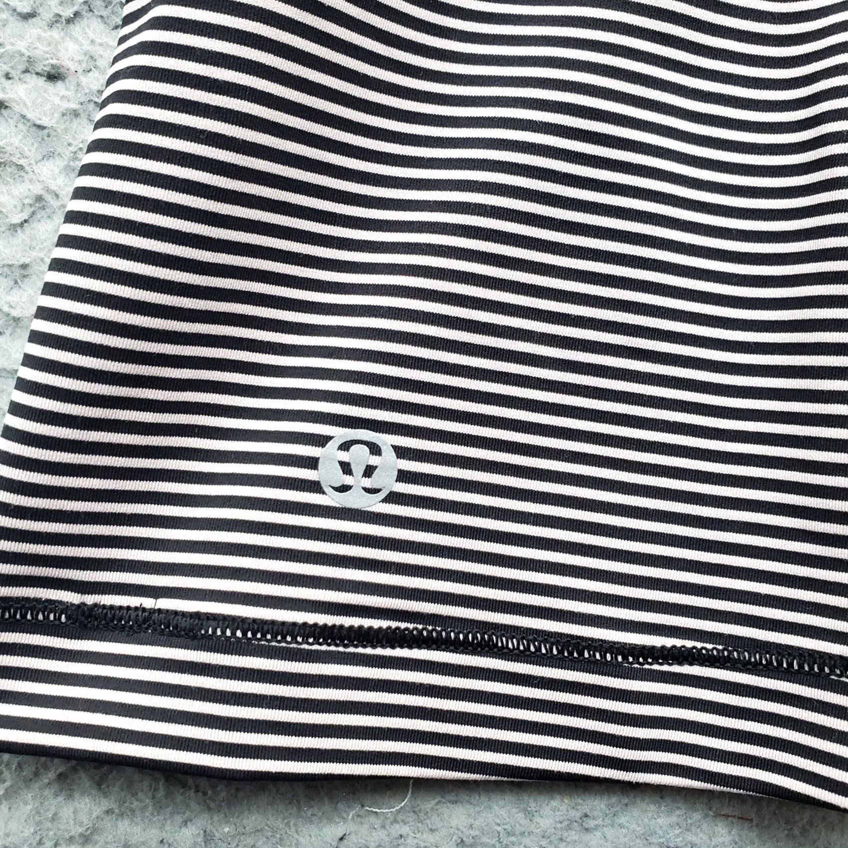 Lululemon Lululemon Activewear Tank Top Womens 6 Multicolor Striped Padded Small Pullover Gym Tank Size M / US 6-8 / IT 42-44 - 6 Thumbnail
