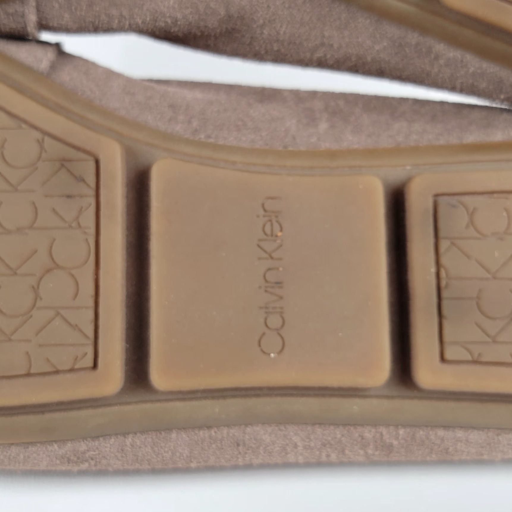 Calvin Klein Calvin Klein Lisa Flats Loafers Women Tan Suede Silver Hardware Size 7/37 Size US 7 / IT 37 - 6 Thumbnail