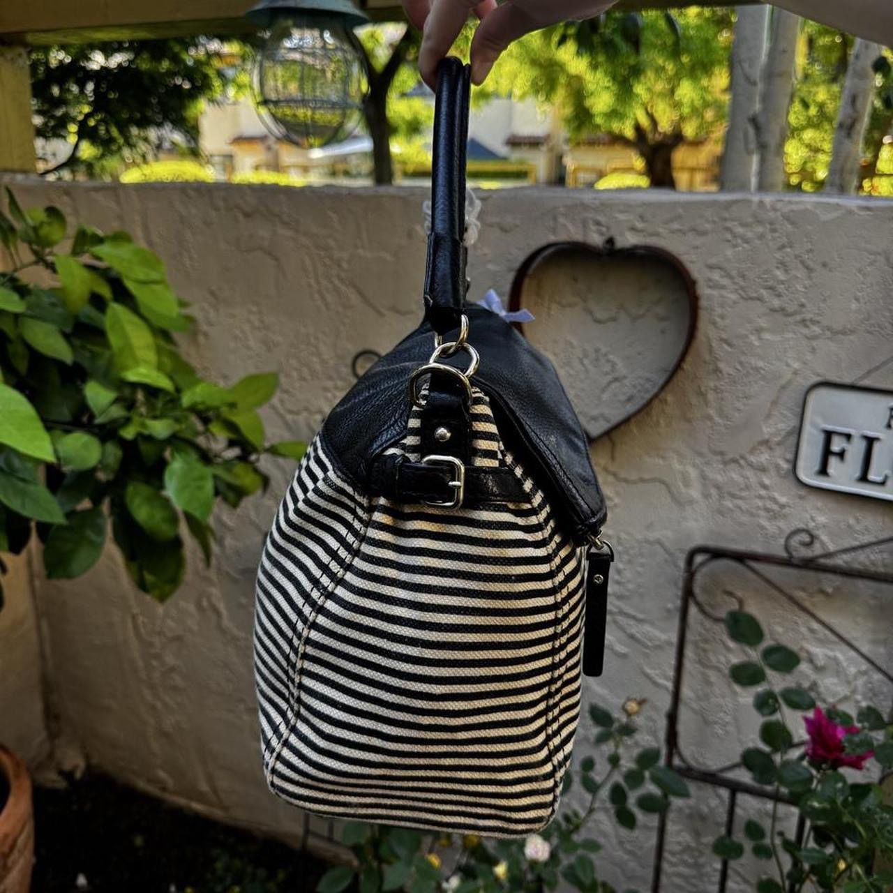 Kate Spade Kate Spade Convertible Black & White Stripped Bag Size ONE SIZE - 4 Thumbnail