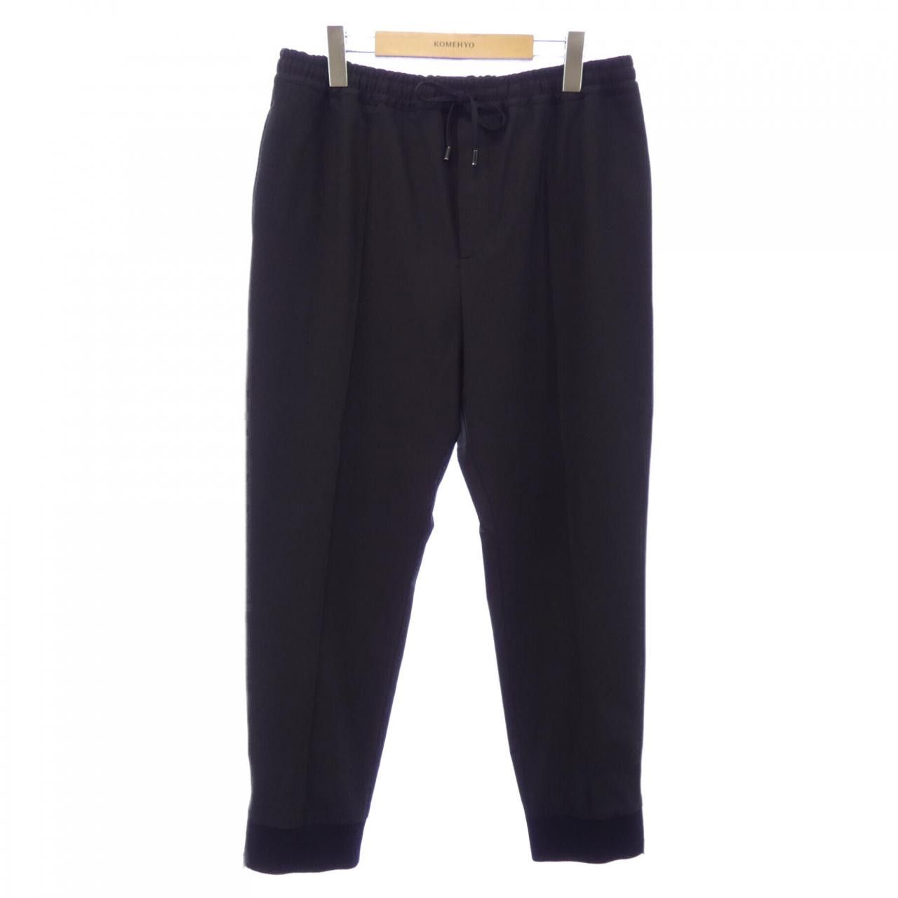 Fendi Fendi Fendi FB0832 AM86 Pants Others Pants FB0832 AM86 DUTY FREE ...