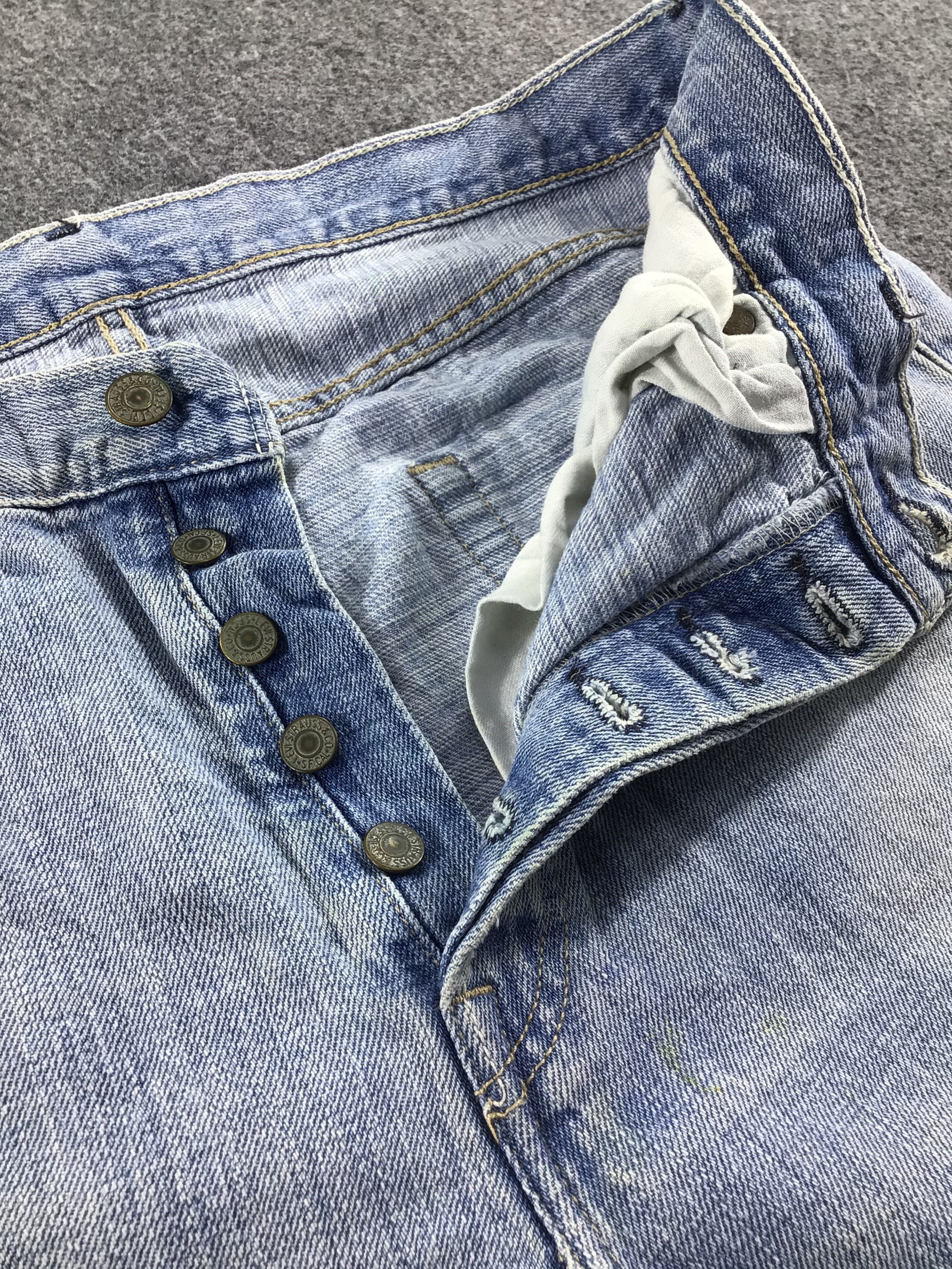 Levi's Levis 501 Jeans Faded Blue Denim -J318 Size US 33 - 8 Thumbnail