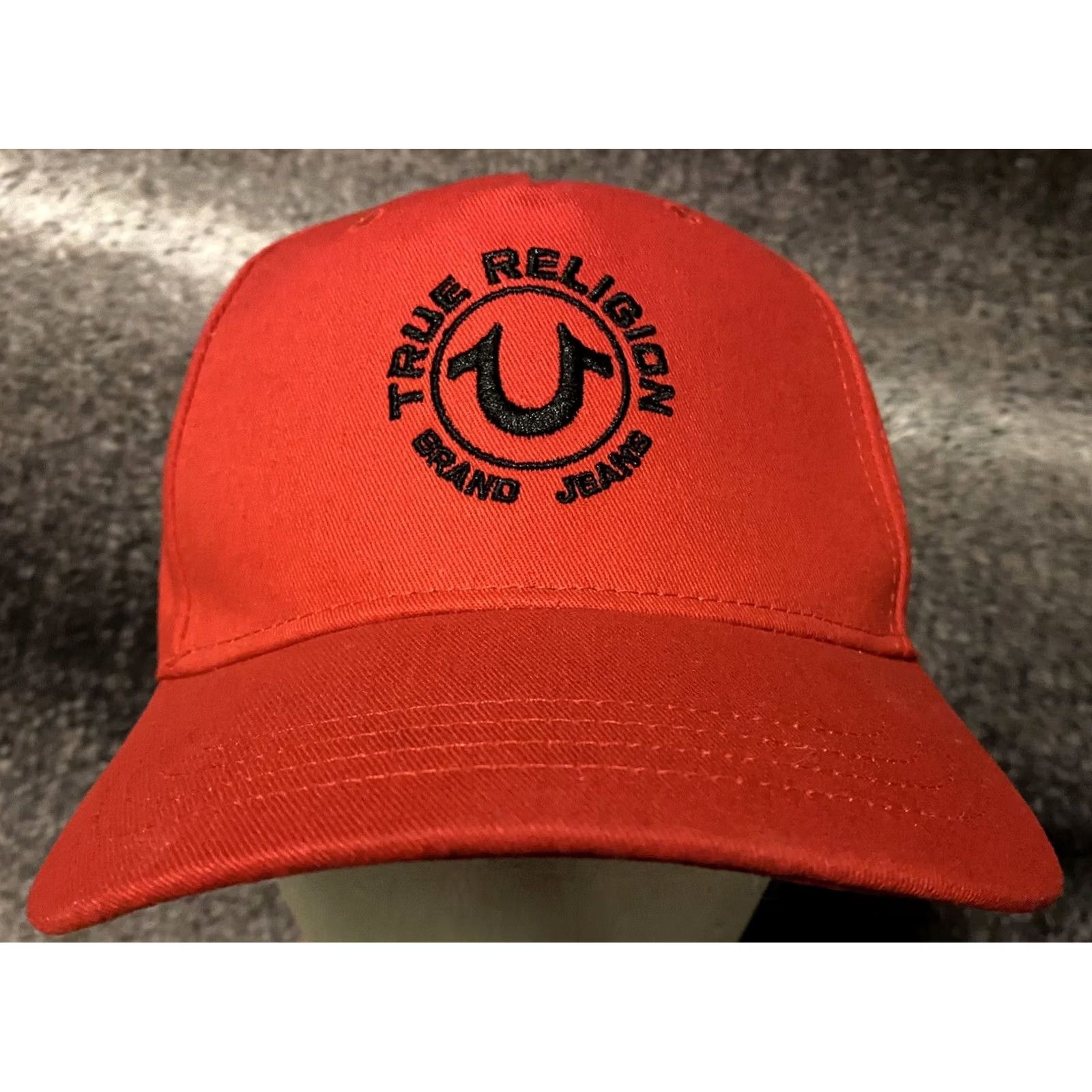 True Religion NWT True Religion Horseshoe Logo Hat Red/Black Logo Cap Snapback Adjustable Size ONE SIZE - 2 Thumbnail