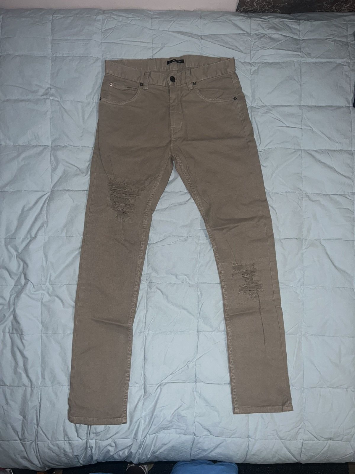 Helmut Lang Helmut Lang Distressed Khaki Skinny Pants Size US 29 - 1 Thumbnail