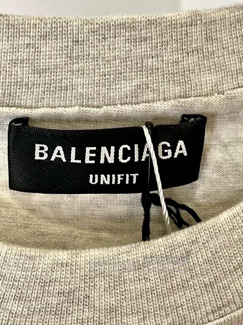 Balenciaga Balenciaga Solid Color Ripped Sport Loose Distressed Gray Size US L / EU 52-54 / 3 - 3 Thumbnail