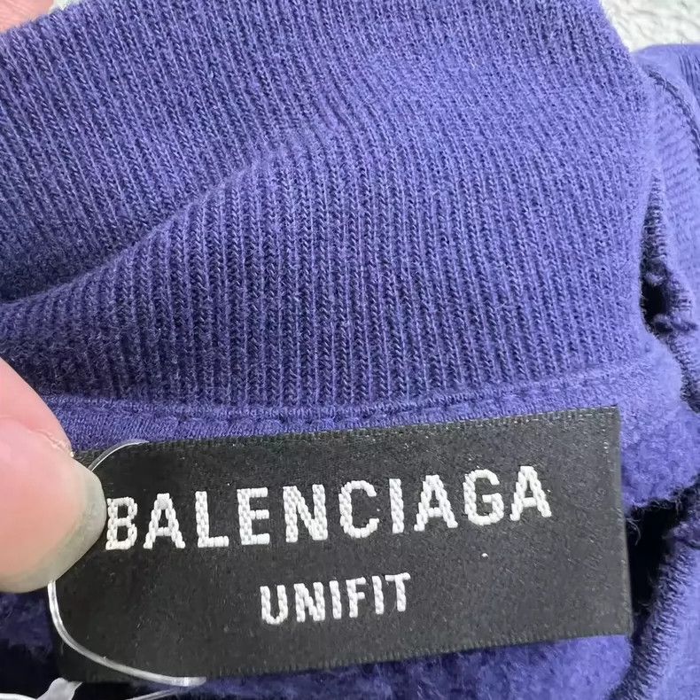 Balenciaga Balenciaga Color-block monogrammed pullover long-sleeve sw Size M / US 6-8 / IT 42-44 - 4 Thumbnail