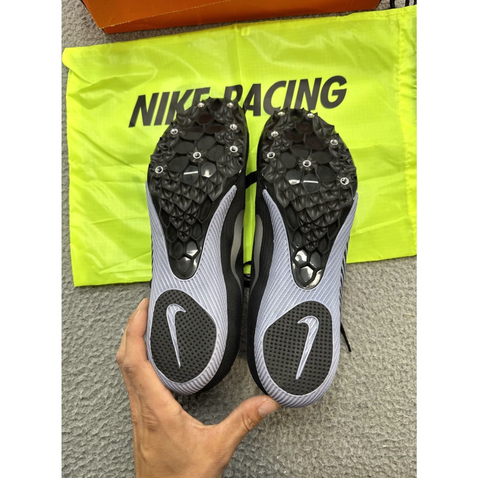 Nike NIKE Zoom Rival M9 Track Racing AH1020-004 Men Black/Silver Size 14 NEW Read Size US 14 / EU 47 - 4 Thumbnail