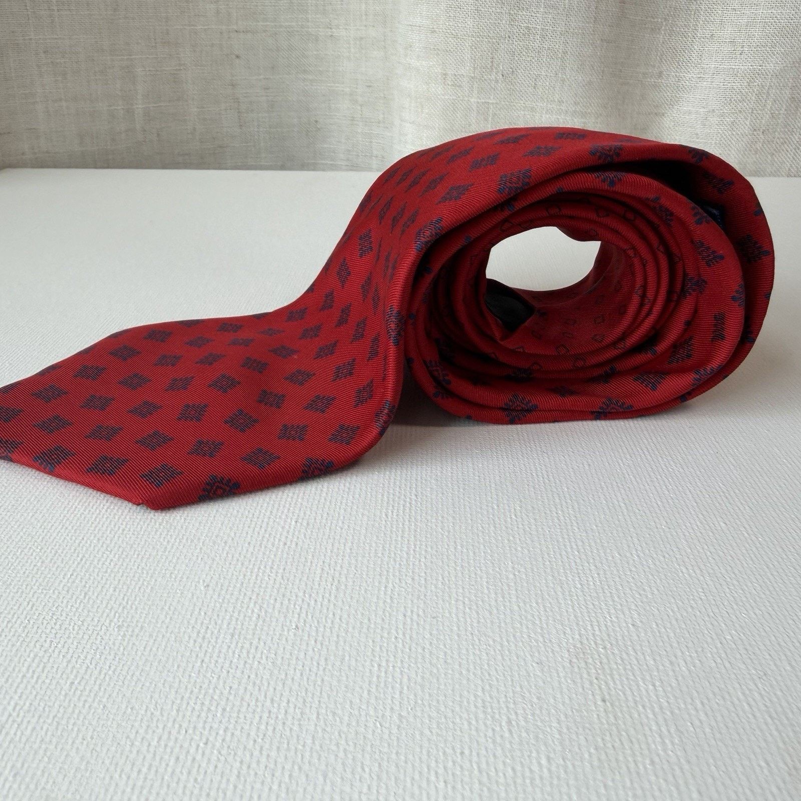 Tommy Hilfiger Tommy Hilfiger Vintage Red Silk Tie | Made in USA 1990s Size ONE SIZE - 3 Thumbnail