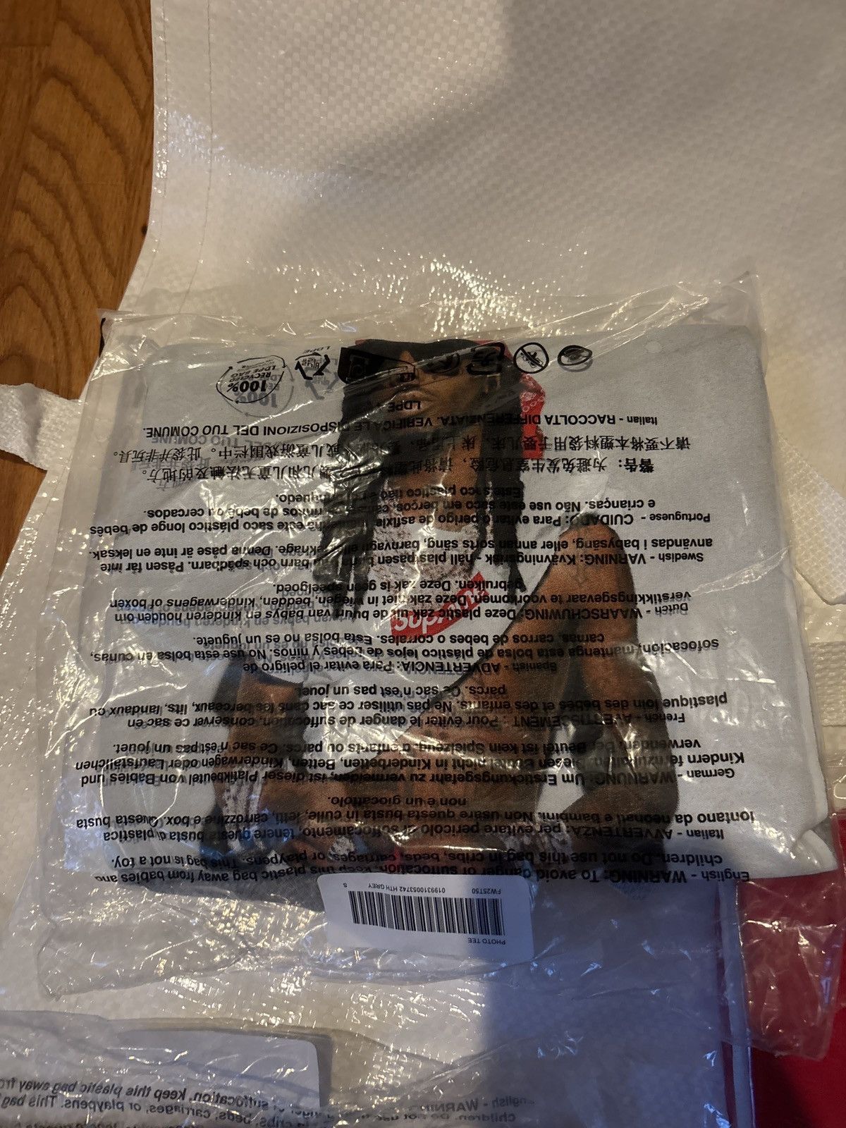 Supreme Supreme playboi carti photo tee small grey Size US S / EU 44-46 / 1 - 2 Thumbnail