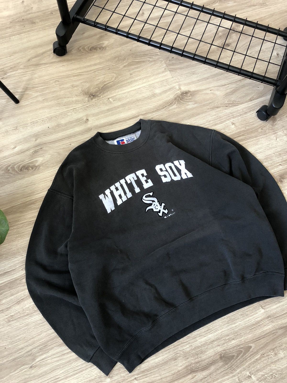 Russell Athletic Vintage Russell Athletic White Sox Baseball Faded Sweatshirt Size US L / EU 52-54 / 3 - 2 Thumbnail