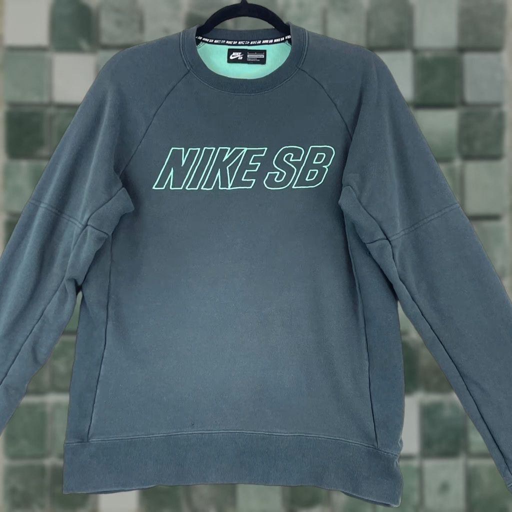 Nike Nike SB Sweater Mens Medium Green Crew Neck Long Sleeve Knit Pullover Casual Size US M / EU 48-50 / 2 - 1 Thumbnail