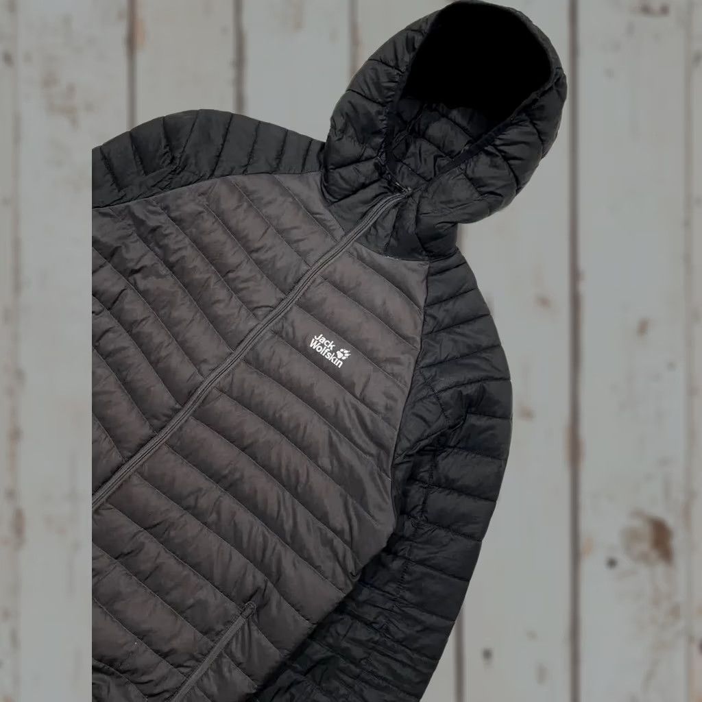 Jack Wolfskin Jack Wolfskin Zenon XT Outdoor Down Jacket Hooded Men Size L Black Size US L / EU 52-54 / 3 - 1 Thumbnail
