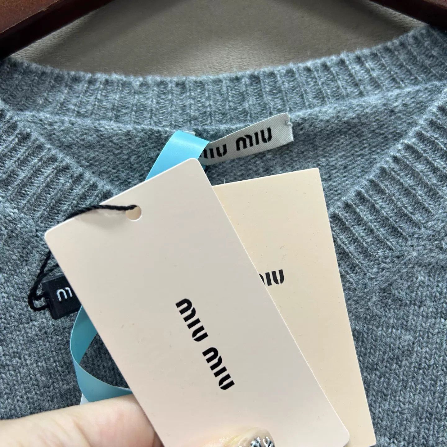 Miu Miu Miu Miu 98 New Gray V-neck Wool Sweater 38 Size XS / US 0-2 / IT 36-38 - 4 Thumbnail