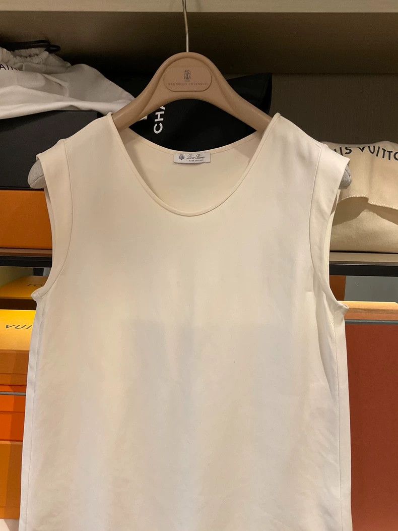 Loro Piana LORO PIANA Silky white sleeveless top Size M / US 6-8 / IT 42-44 - 2 Thumbnail