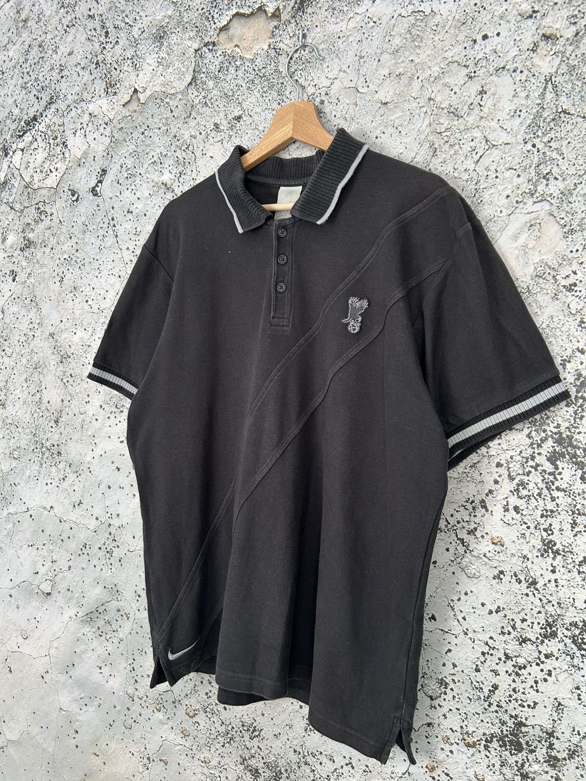 Nike Vintage Nike Streetwear Black Polo Tee Sport Rare 90s Size US XL / EU 56 / 4 - 2 Thumbnail