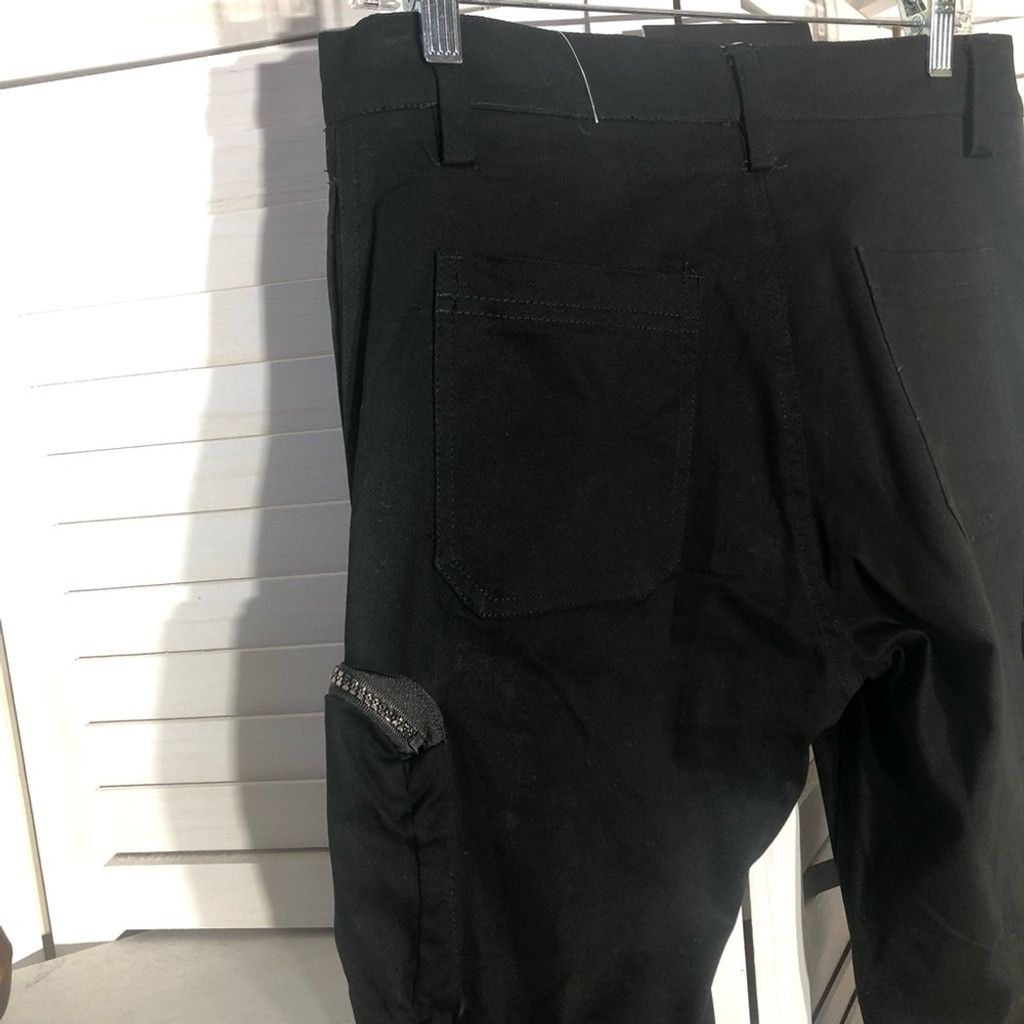 Hot Topic NWT Hot Topic black pants goth zipper cargo cotton Sz 32 X34 Size US 32 / EU 48 - 4 Thumbnail