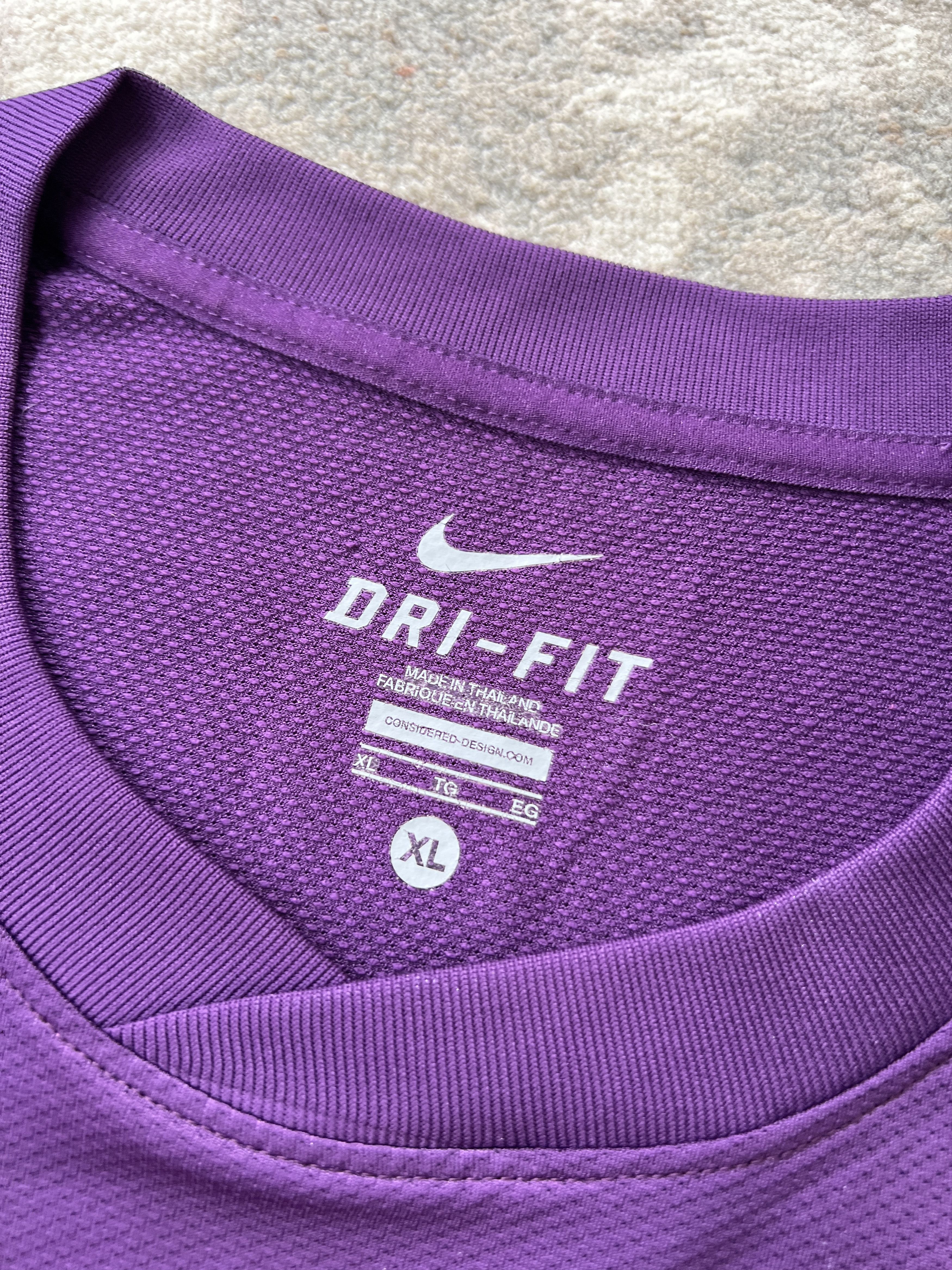 Nike NIKE SIGNATURE FK AUSTRIA WIEN 2010/2011 SOCCER JERSEY Size US XL / EU 56 / 4 - 4 Thumbnail