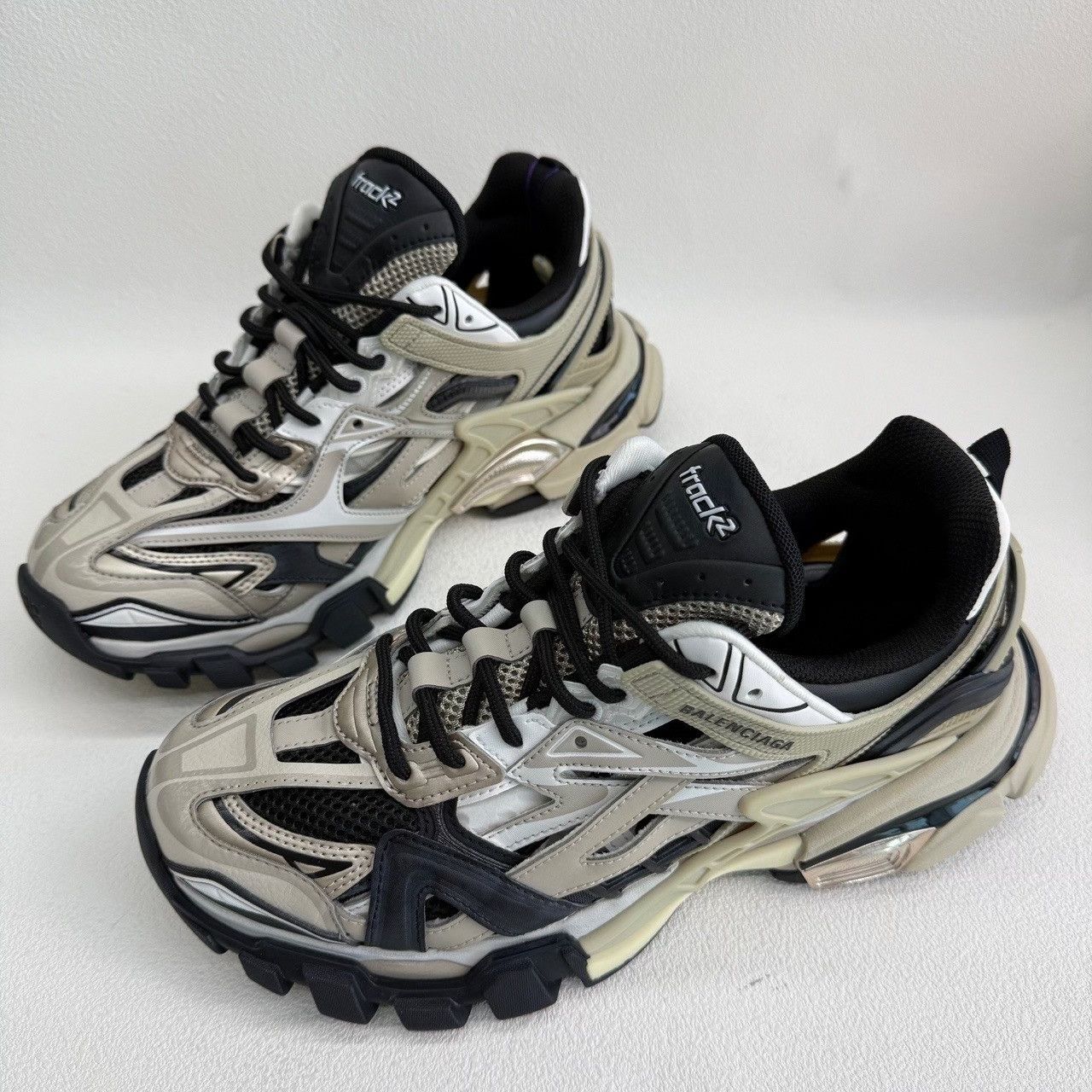 Balenciaga Balenciaga Brown Lowtop Sneakers 7.5 Men Size US 7.5 / EU 40-41 - 1 Thumbnail