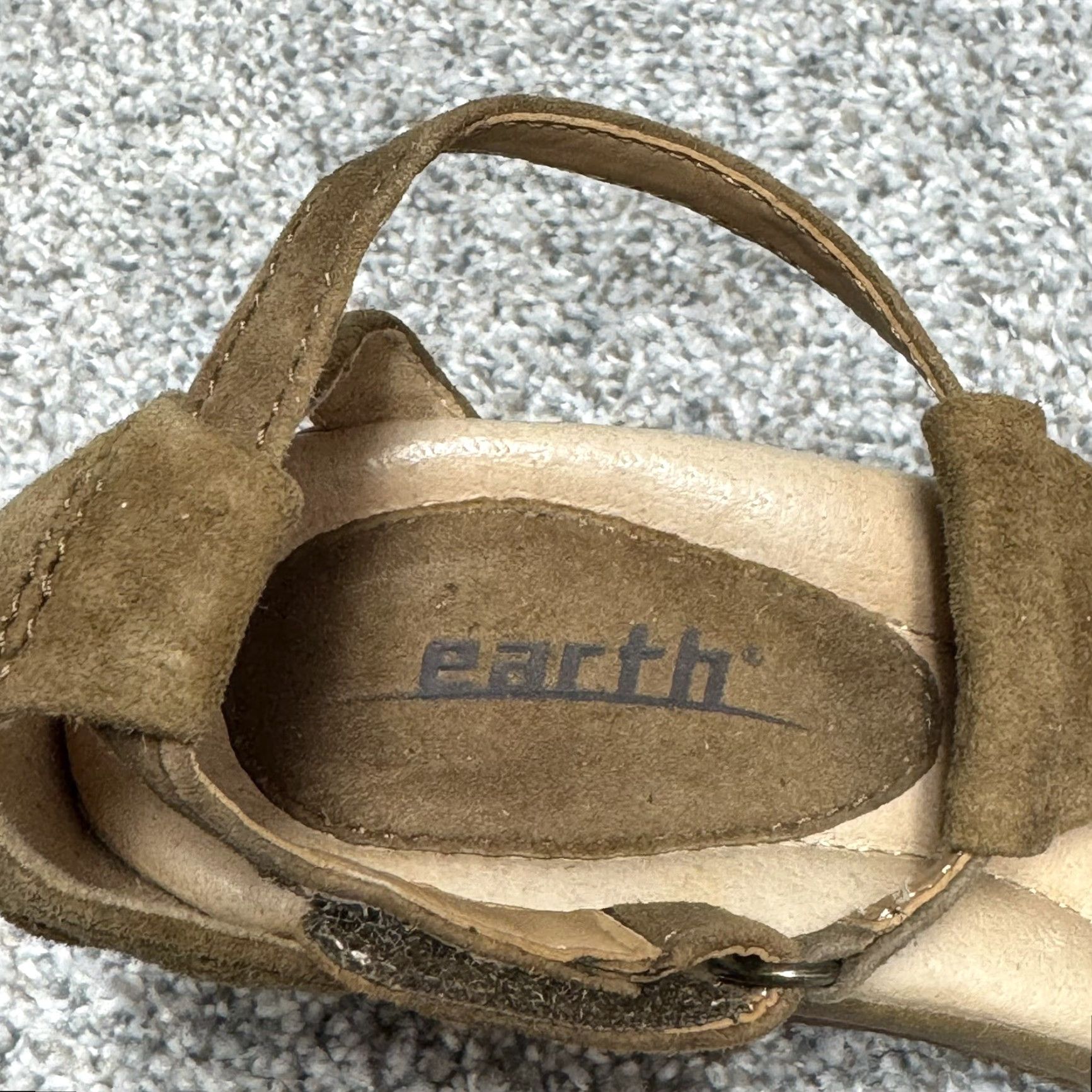 Vintage VINTAGE Earth Sandals Womens 7 Leather Suede Wedge Heel Y2K Cushioned Sustainable Casual Sandal Brown 90s Bohemian Retro Women Size US 7 / IT 37 - 6 Thumbnail
