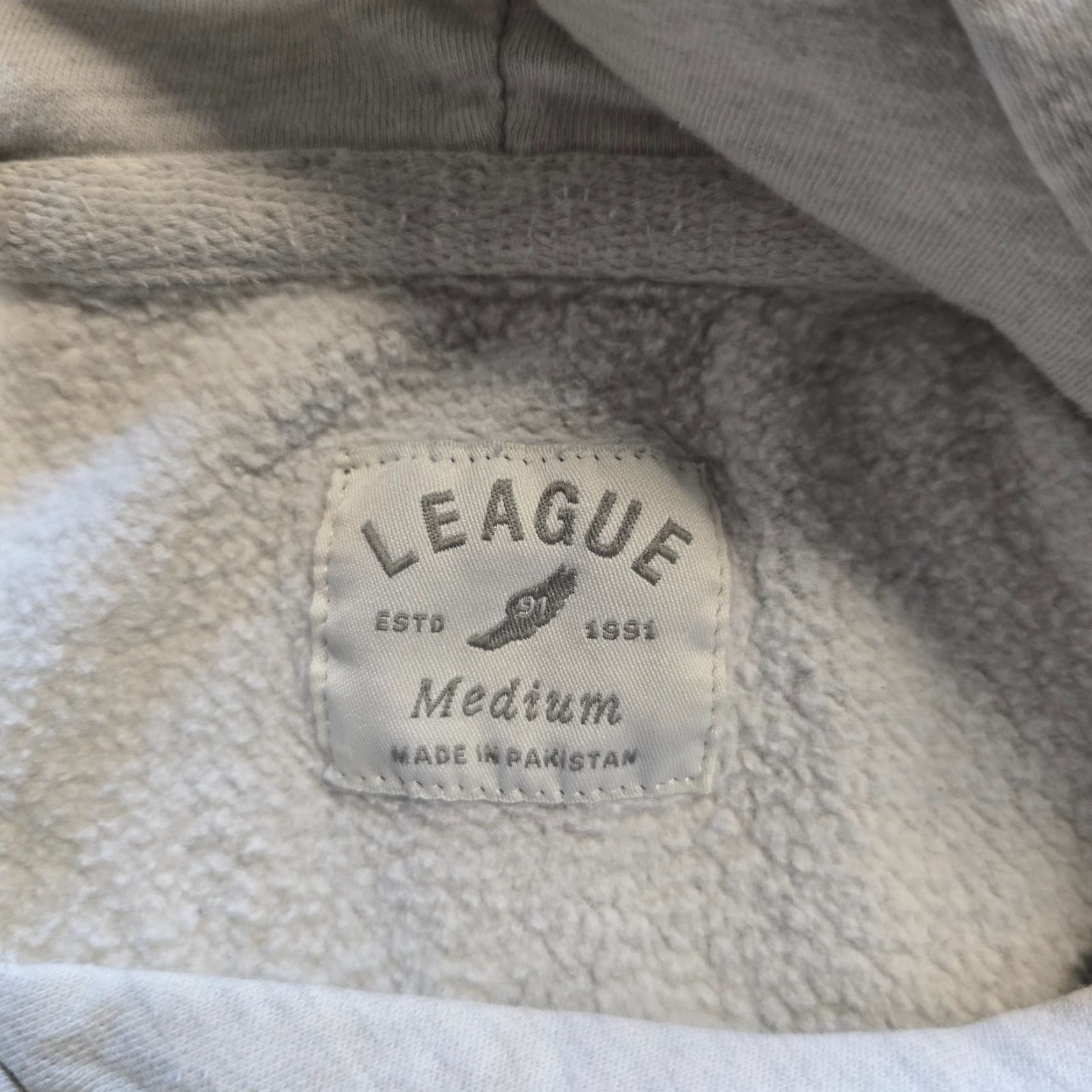 Vintage Georgetown University Sweatshirt Mens Hoodie Gray Medium Regular Pullover University Lounge Casual Basic League Shirt? Size US M / EU 48-50 / 2 - 5 Thumbnail