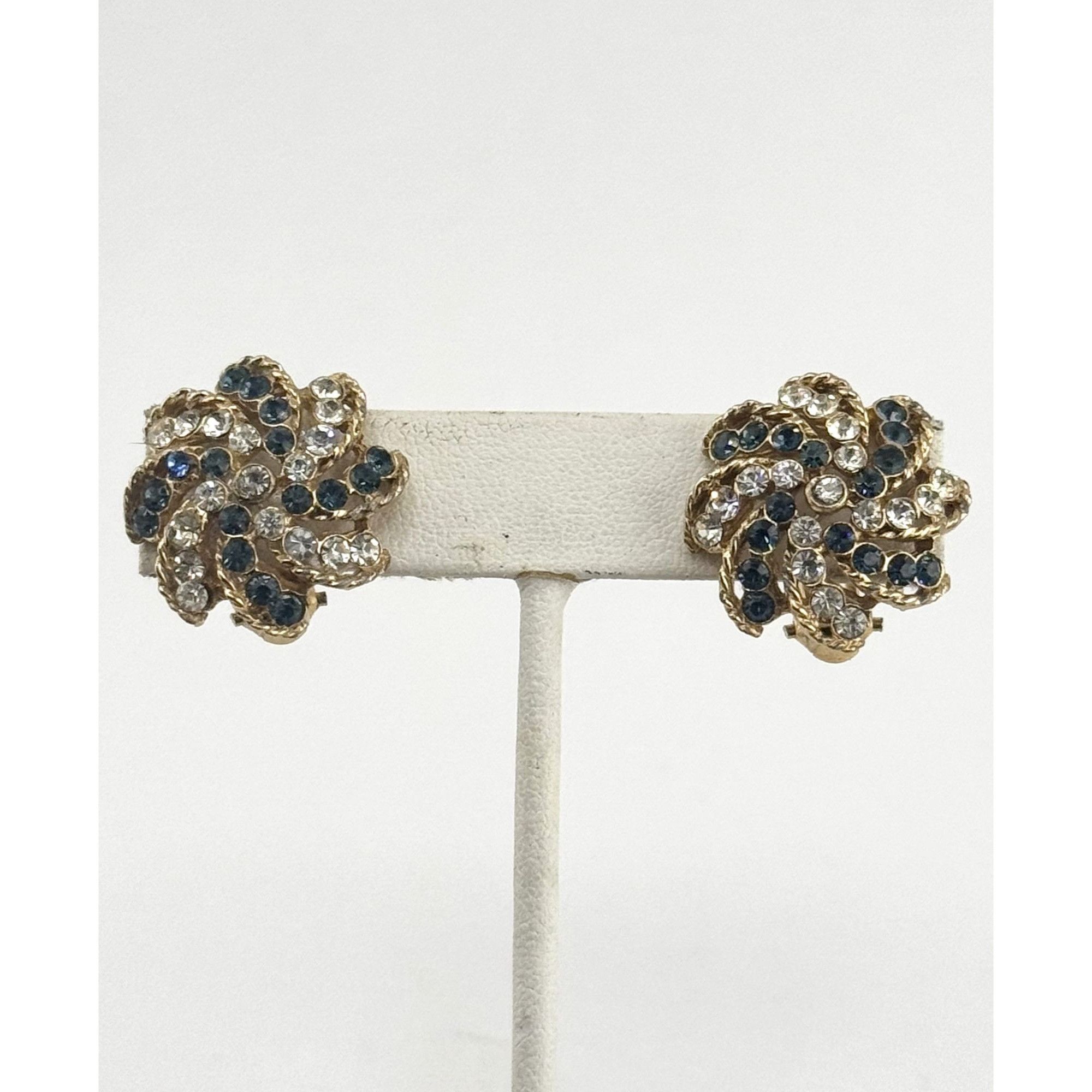 Vintage Vintage Capri blue rhinestone flower earrings Size ONE SIZE - 1 Thumbnail