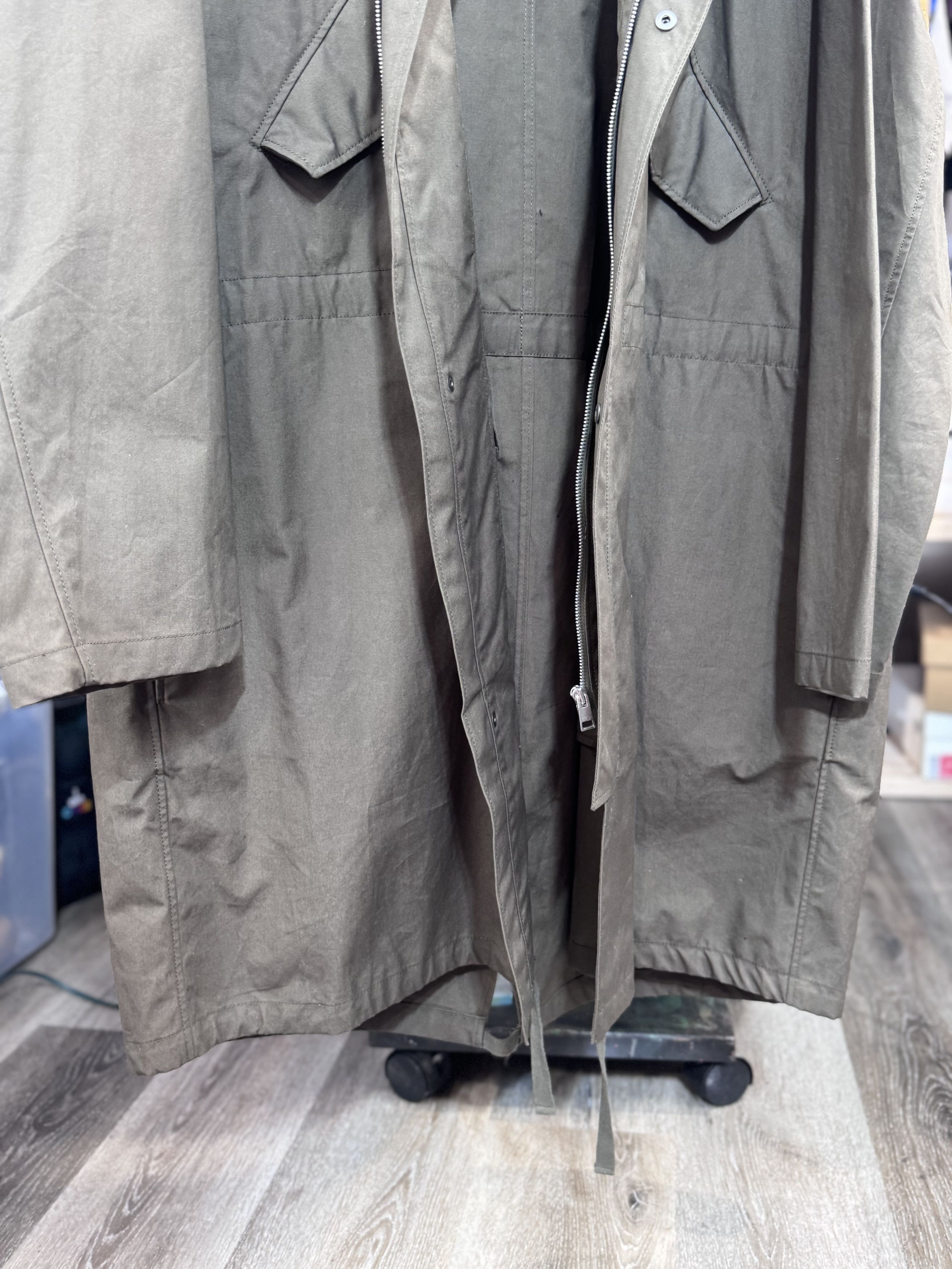 A.P.C. A.P.C. PARIS MEN'S NEW PARKA OLIVE GREEN XXL RARE $720 Size US XXL / EU 58 / 5 - 13 Thumbnail