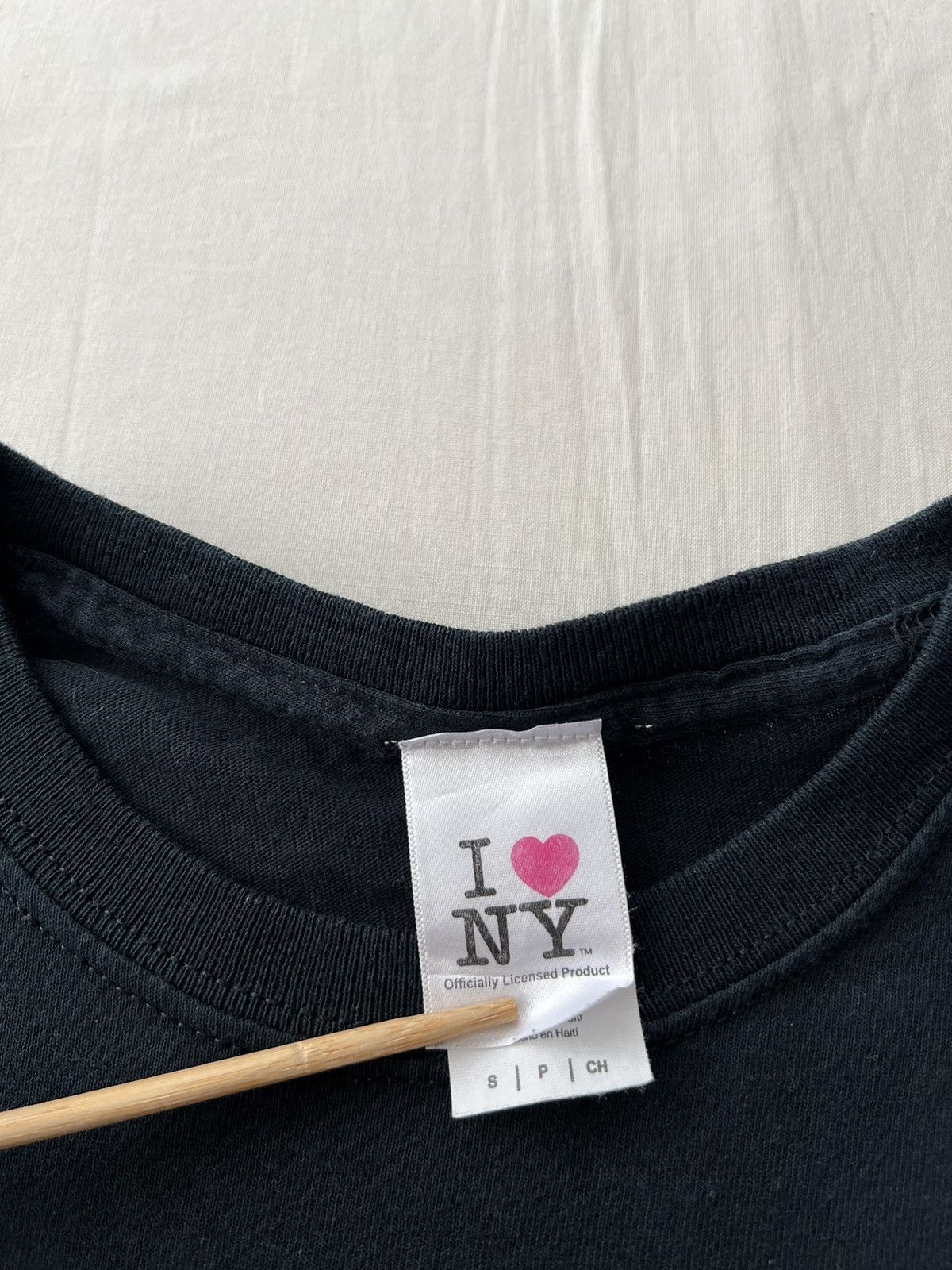 Vintage Vintage 2000s I Love New York NY Black T-shirt Size US S / EU 44-46 / 1 - 7 Thumbnail