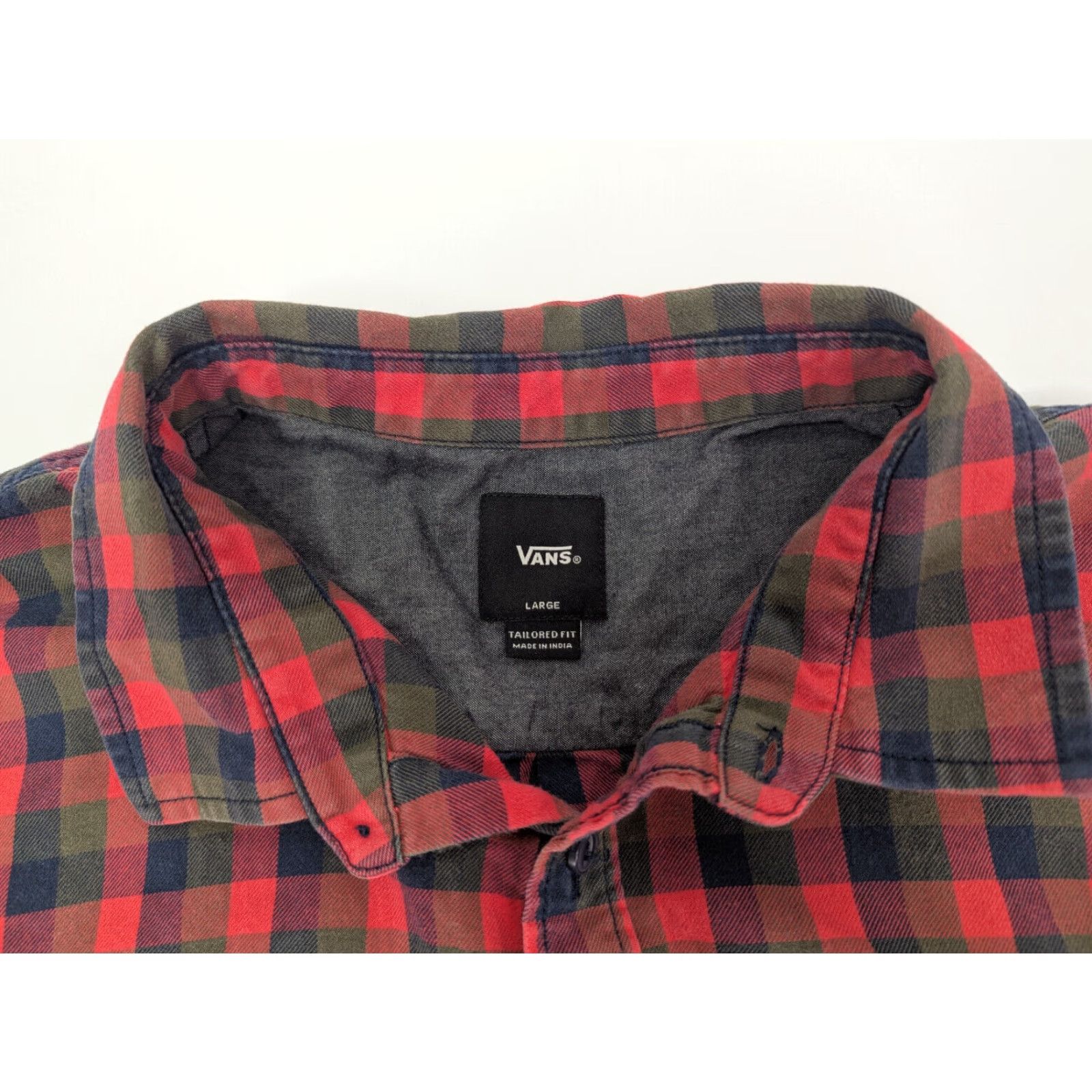 FRED Vans Shirt Mens Large Red Plaid Flannel Button Up Long Sleeve Tailored Fit Size US L / EU 52-54 / 3 - 6 Thumbnail