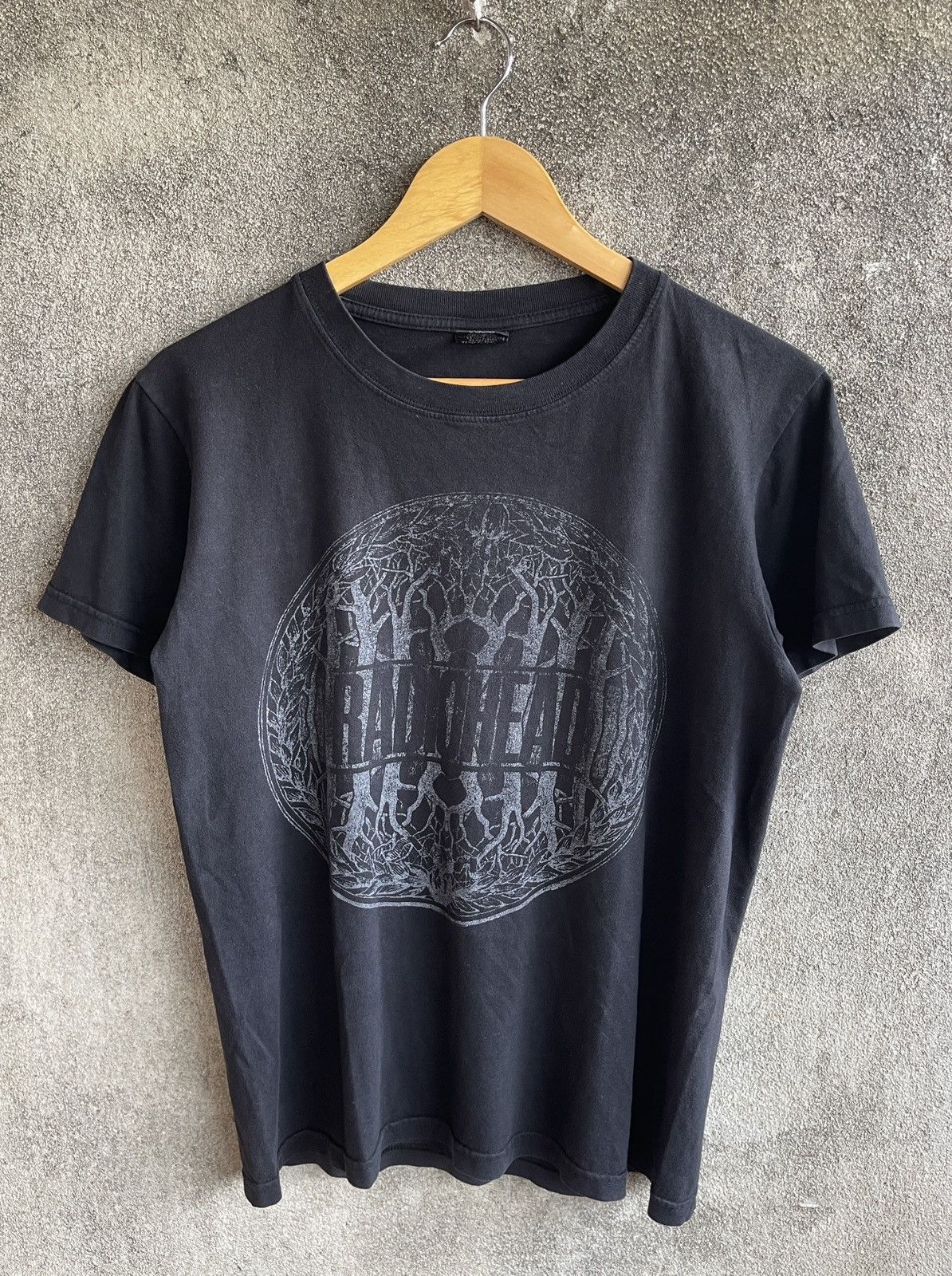 Band Tees Vintage 00s Sun Faded Black🔥RADIO HEAD🔥Rock Band Tshirt Size US S / EU 44-46 / 1 - 1 Thumbnail