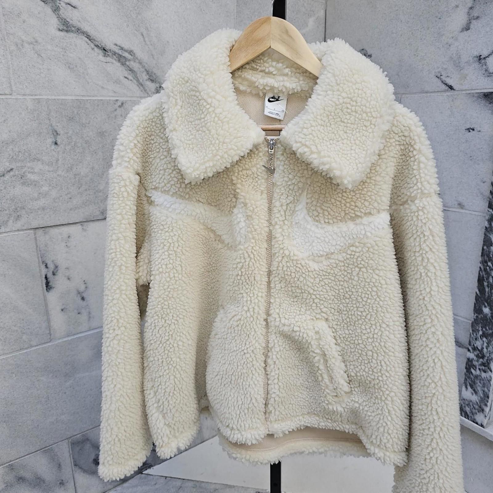 Nike Nike Women's Cream Sherpa Jacket Size S / US 4 / IT 40 - 5 Thumbnail