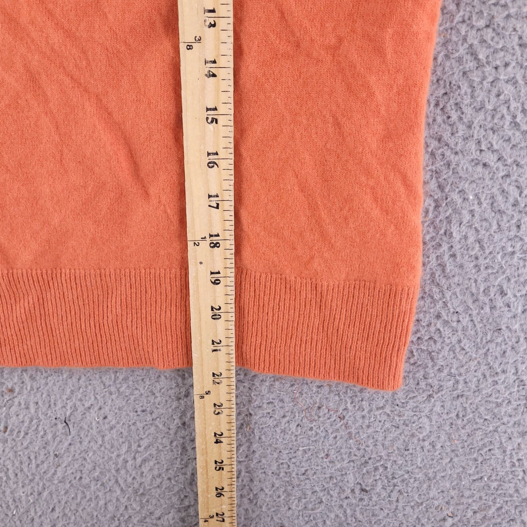 Bloomingdale's VINTAGE Bloomingdale's Sweater Womens Small Orange Cashmere Turtleneck Pullover Size S / US 4 / IT 40 - 7 Thumbnail