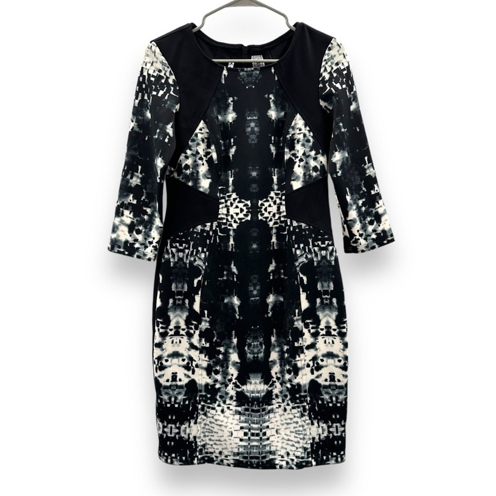 Anthropologie Yoana Baraschi Abstract Print Black & White Neoprene Dress 8 Size M / US 6-8 / IT 42-44 - 2 Thumbnail