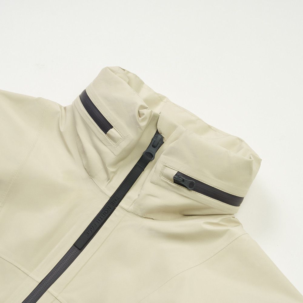 The North Face Urban Exploration UNISEX DryVent™ RETRO HARDSHELL JACKET Size US M / EU 48-50 / 2 - 5 Thumbnail