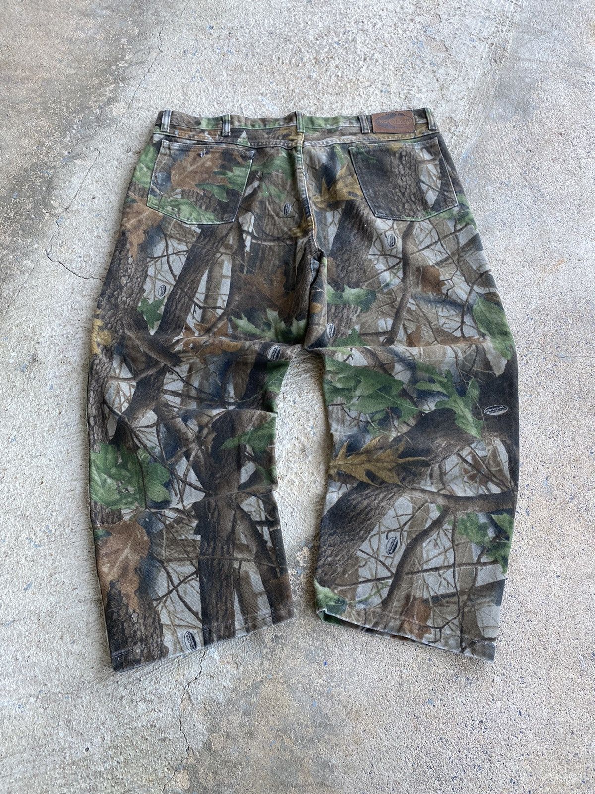 Realtree × Vintage × Wrangler Vintage Y2K Wrangler Realtree Camo Carhartt Pants W40xL25 Size US 40 / EU 56 - 1 Thumbnail