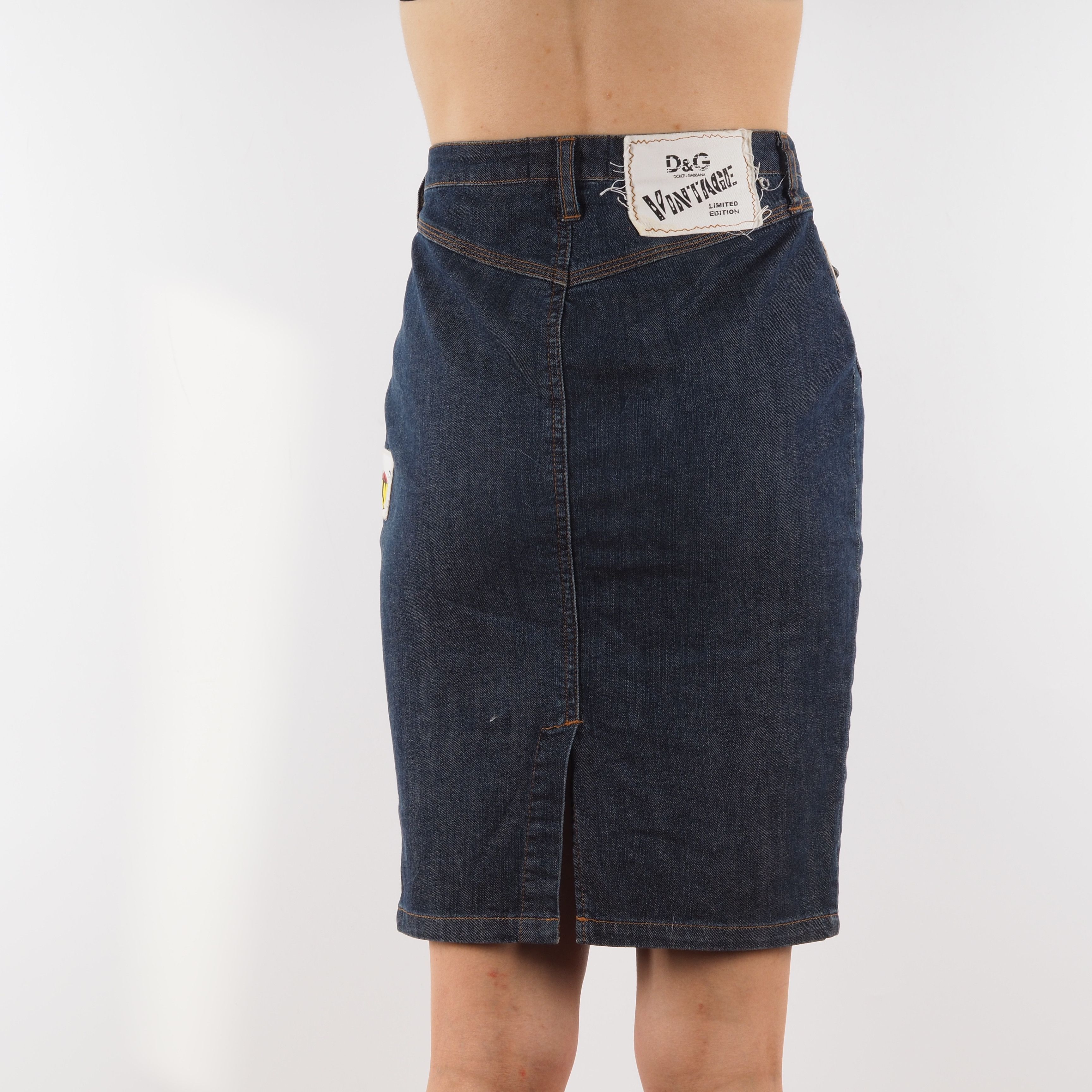 Dolce & Gabbana Dolce & Gabbana D&G Vintage Denim Superman Embroidered Skirt Size 28" / US 6 / IT 42 - 3 Thumbnail