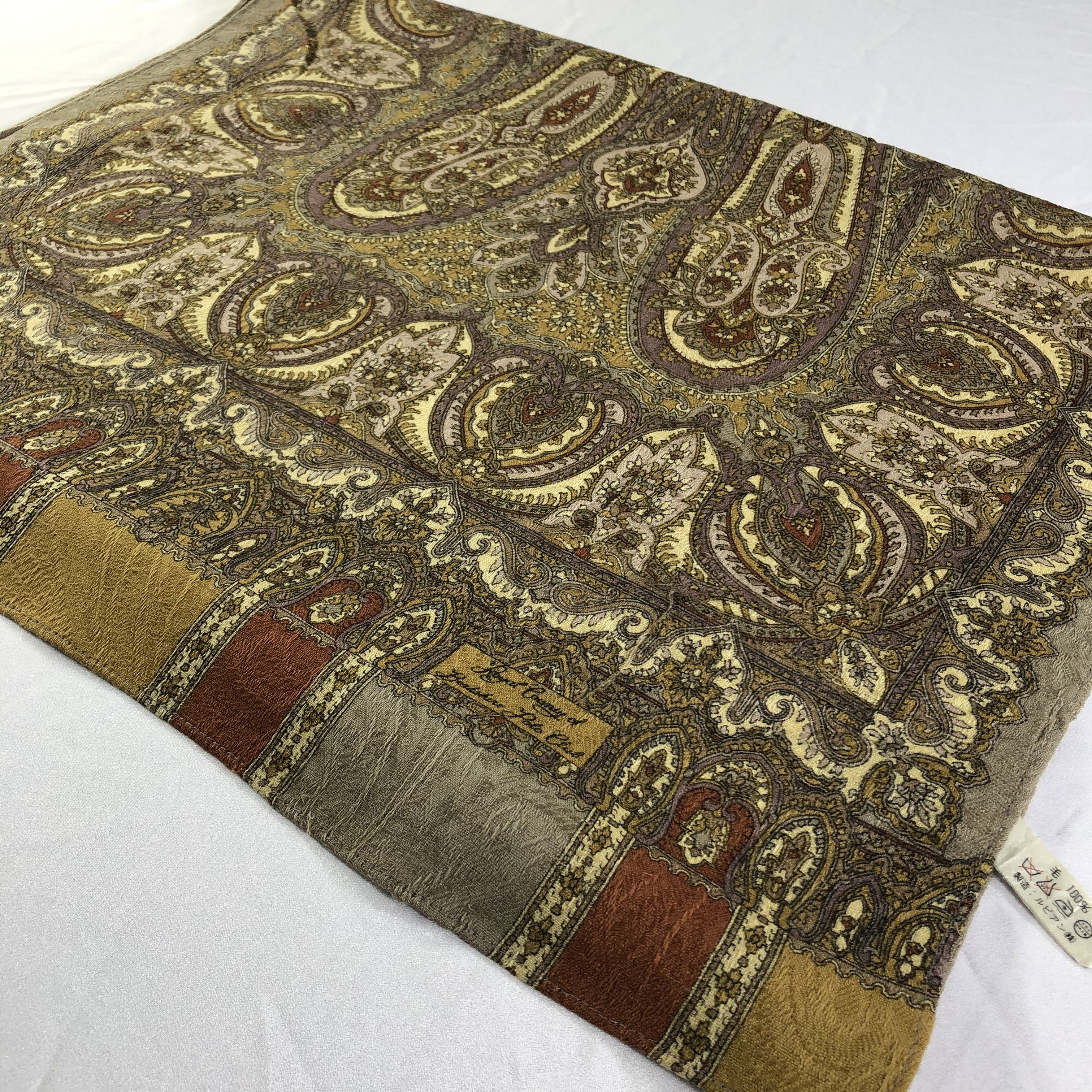 Vintage Vintage Royal County Of Berkshire Polo Club Silk Scarf Size ONE SIZE - 3 Thumbnail