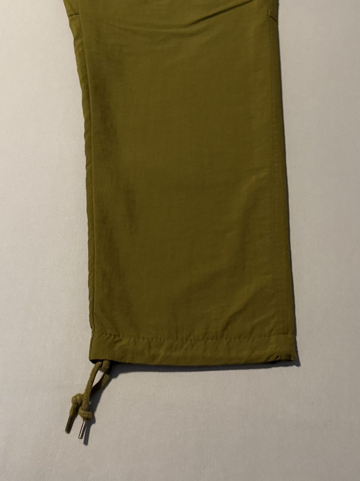 Undefeated Vintage Undefeated Cargo Pants Olive Like New VNDS Size US 34 / EU 50 - 3 Thumbnail