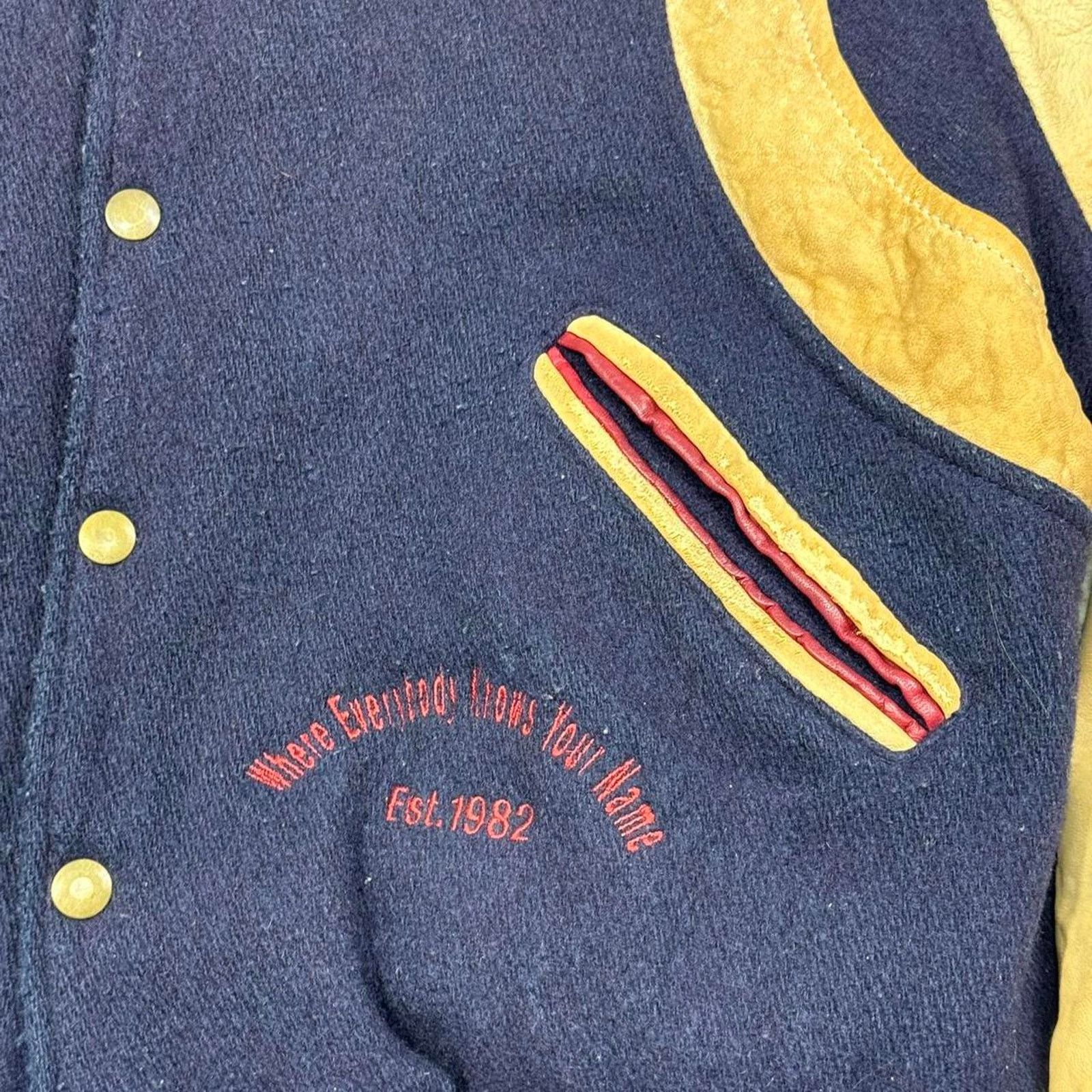 Vintage VINTAGE 80S 90S PARAMOUNT PICTURES CHEERS PROMOTIONAL JACKET Size US M / EU 48-50 / 2 - 3 Thumbnail