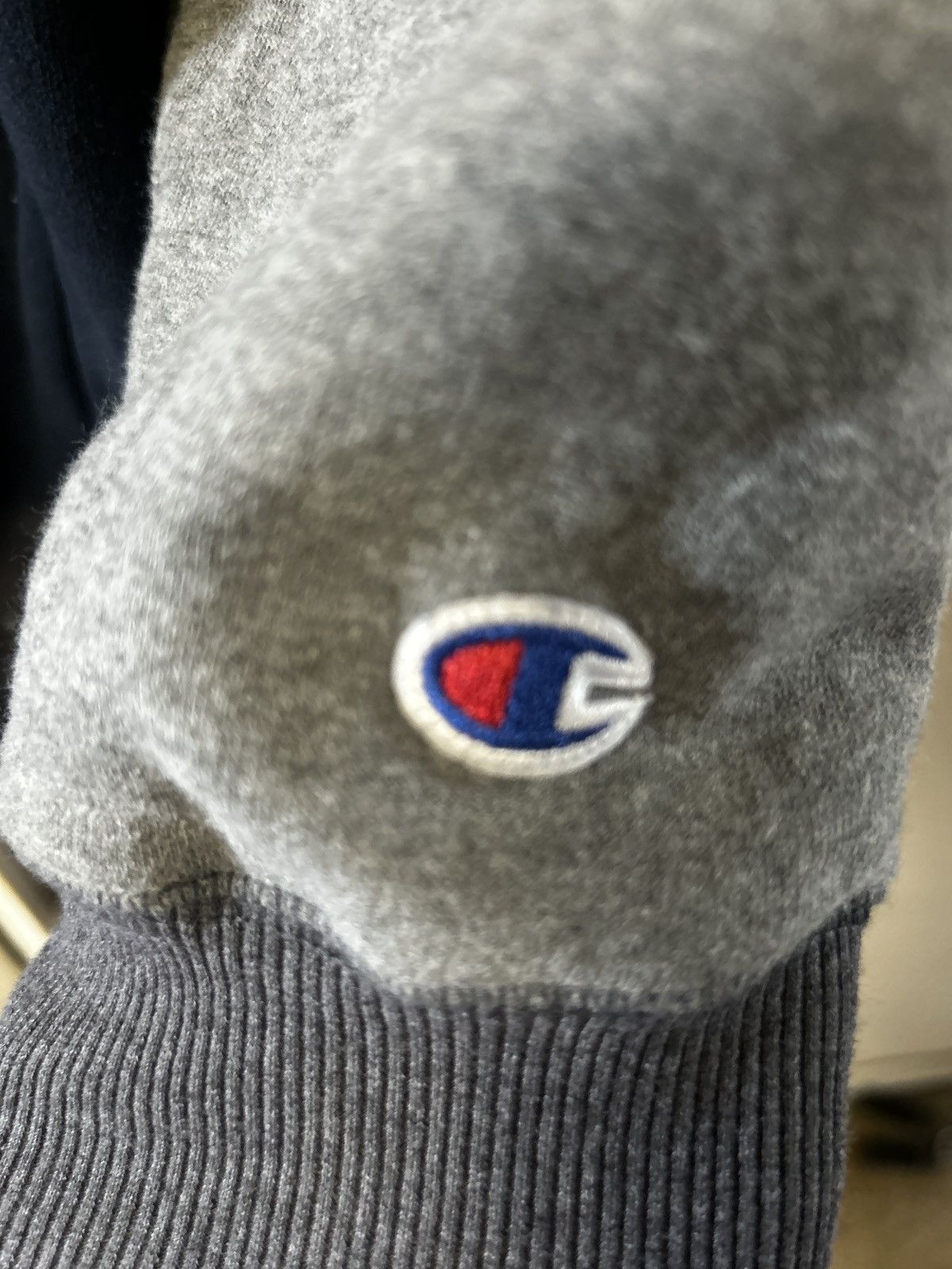 Champion VINTAGE CHAMPION CREWNECK XTREMELY COMFY Size US L / EU 52-54 / 3 - 3 Thumbnail