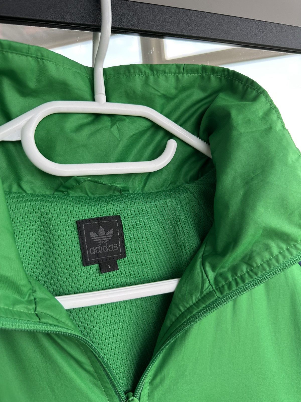 Adidas Vintage Adidas Firebird 00s Nylon Green Men's Jacket Sz S Size US S / EU 44-46 / 1 - 4 Thumbnail