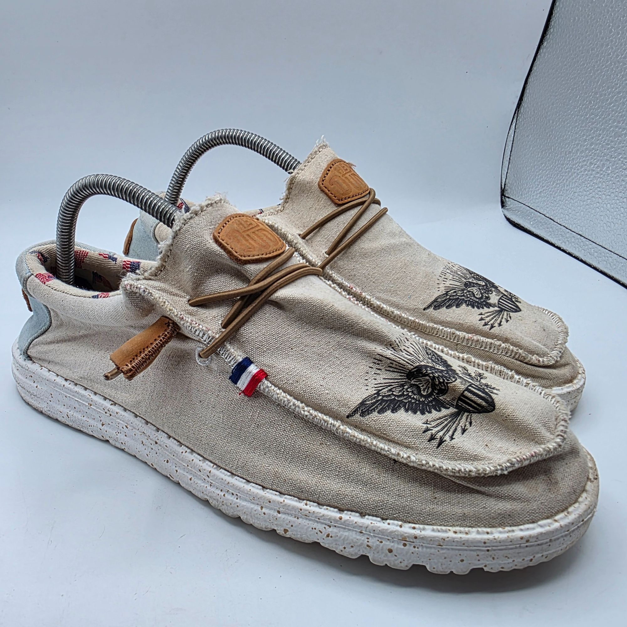 Other Hey Dude Wally Americana Flag Mens Size 9 Beige Casual Shoes Size US 9 / EU 42 - 1 Thumbnail