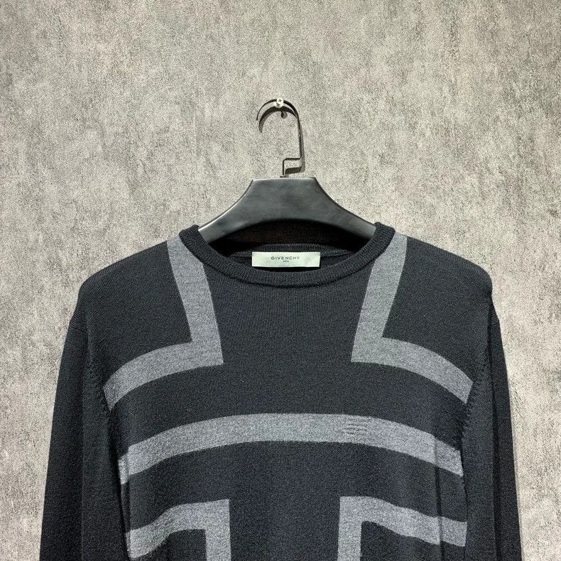 Givenchy Givenchy Black and grey striped wool knit sweater 2506-Next Size US L / EU 52-54 / 3 - 5 Thumbnail