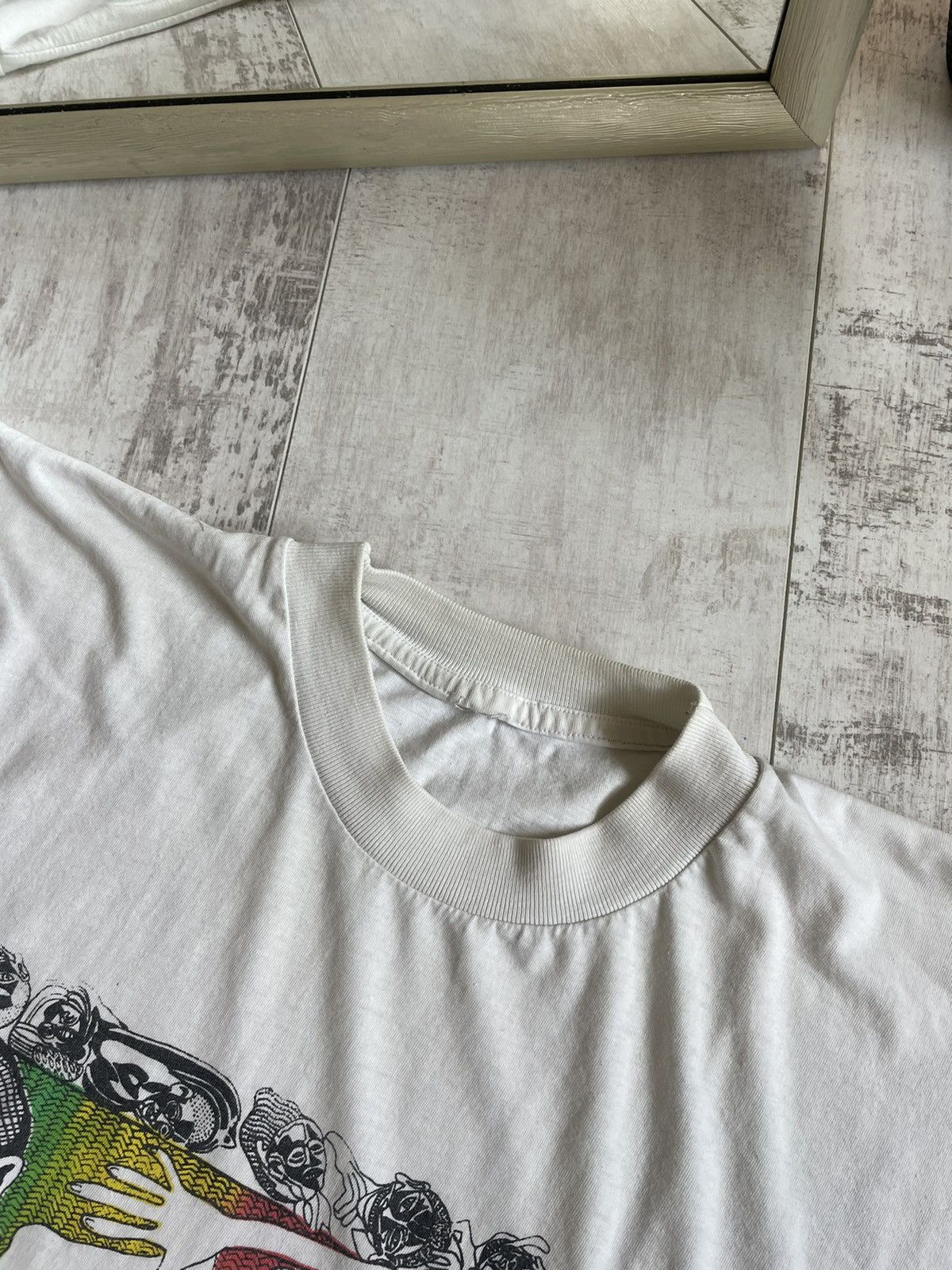Vintage Crazy 90’s The Wonders Of Africa T-Shirt Faces Cult Vintage Size US XL / EU 56 / 4 - 11 Thumbnail