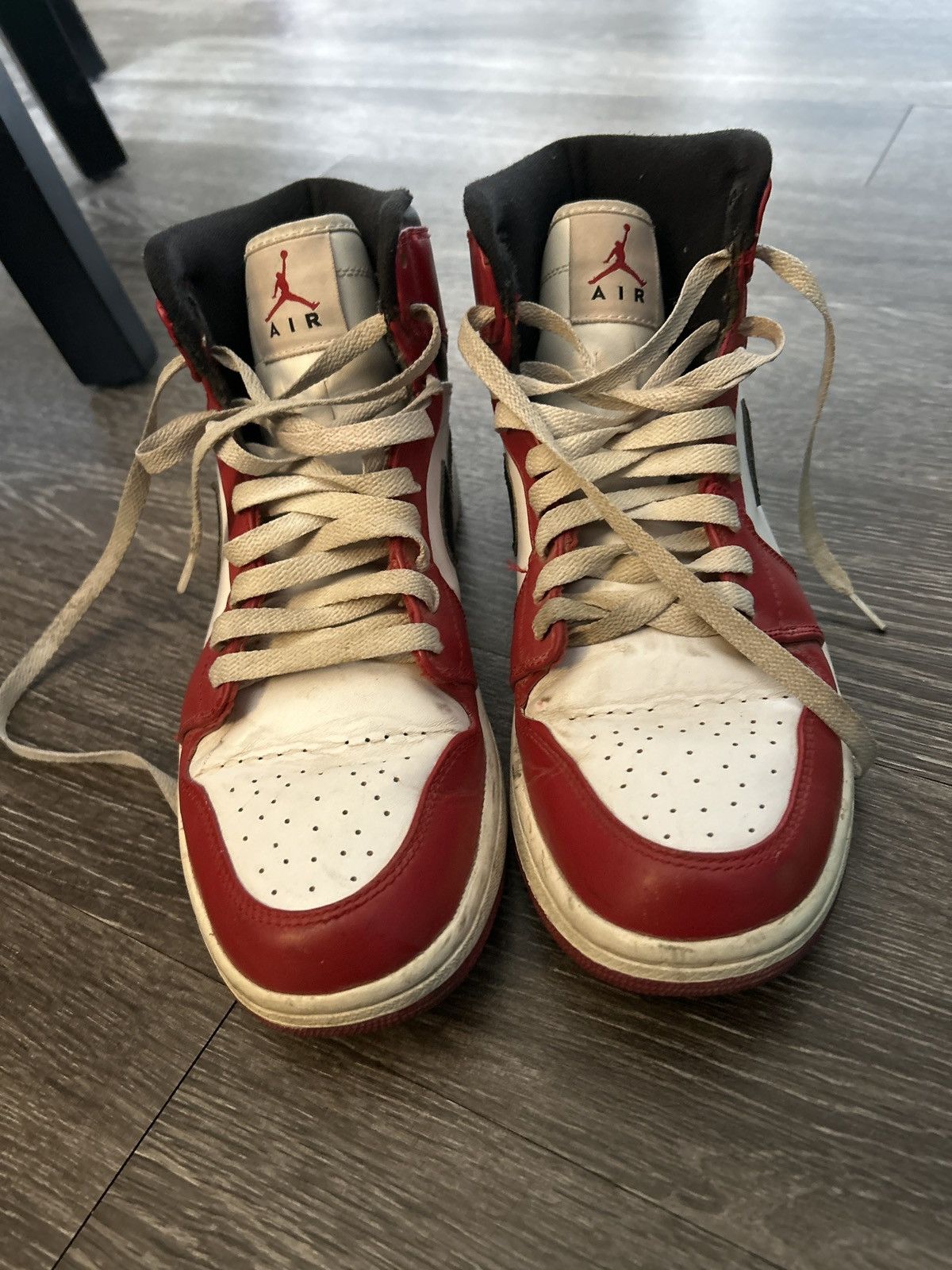 Jordan Brand 2013 Air Jordan Chicago 1s Size US 10 / EU 43 - 5 Thumbnail