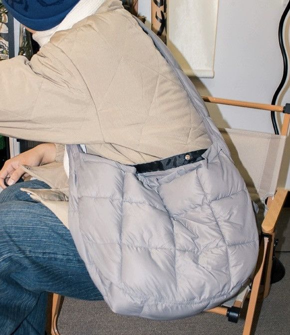Japanese Brand × Vintage Retro y2k quilted hobo bag messenger bag Size ONE SIZE - 2 Thumbnail
