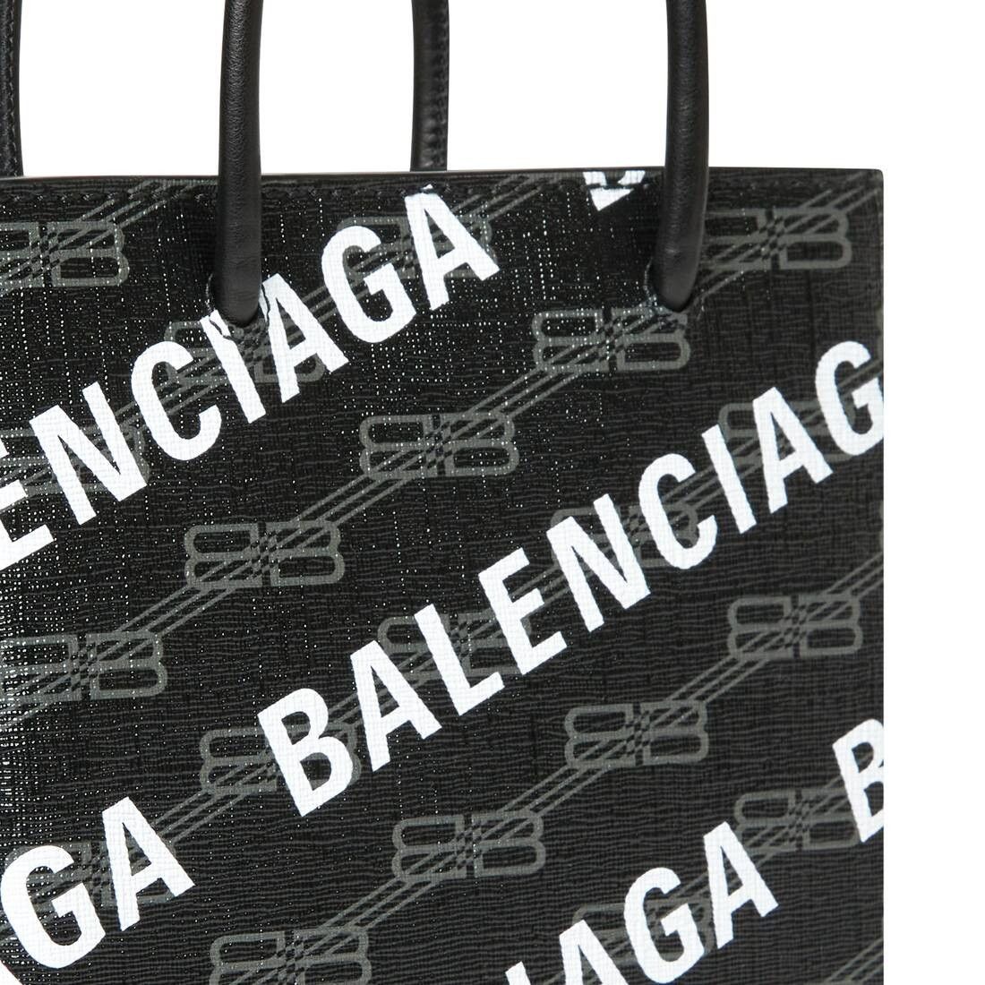 Balenciaga o1w1db10525 Size: OS / Large Shopping Bag BB Monogram Size ONE SIZE - 8 Thumbnail