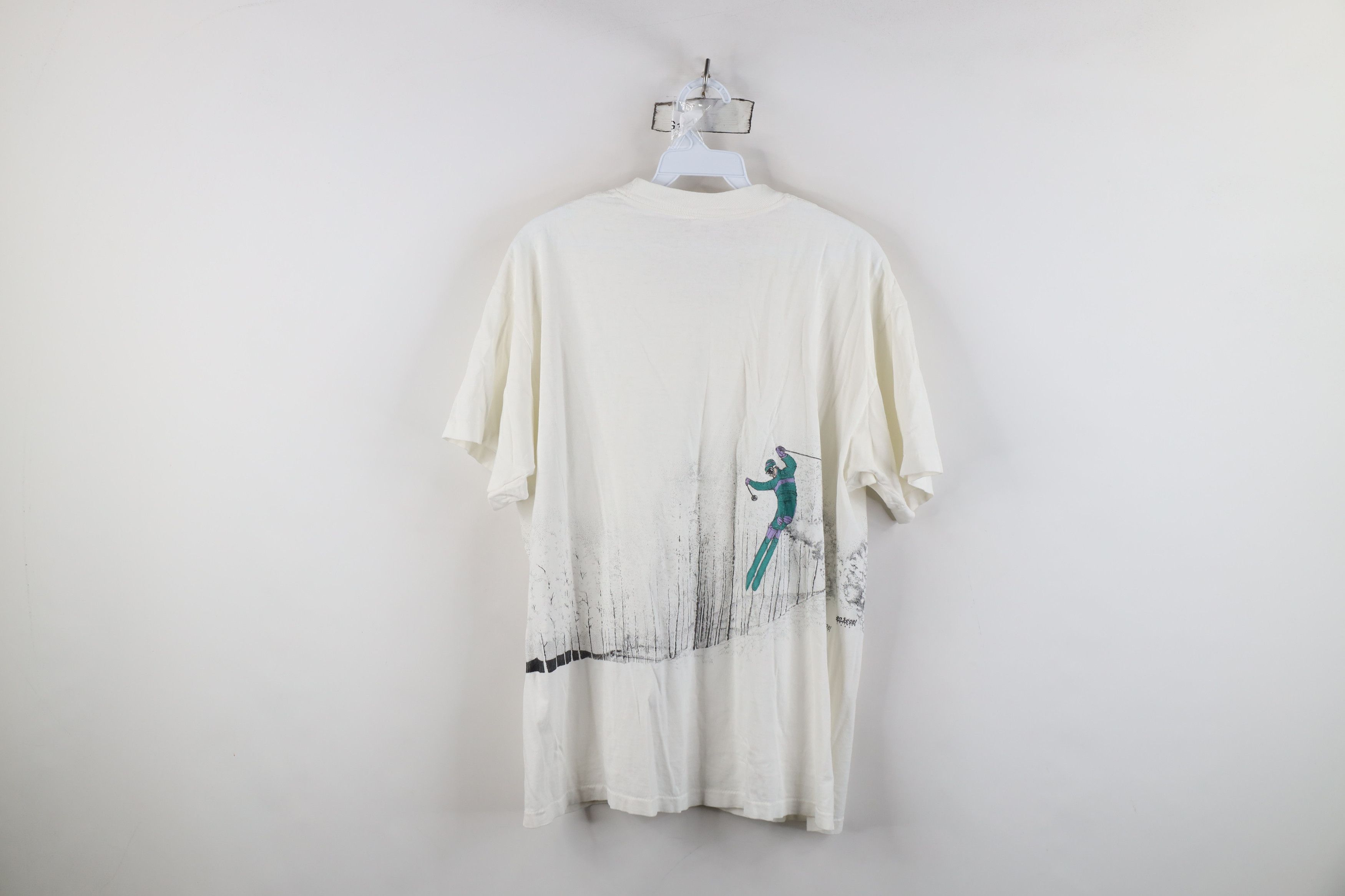 Vintage Vintage 80s Streetwear Skiing All Over Print T-Shirt USA Size US XL / EU 56 / 4 - 11 Thumbnail